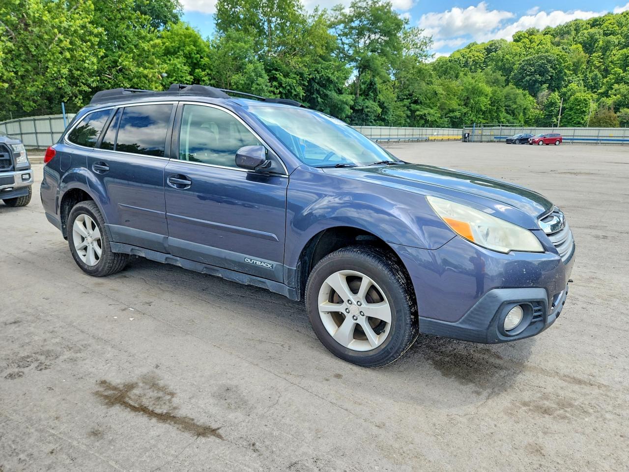 2014 Subaru Outback 2.5i Premium Серый vin: 4S4BRCCCXE3229664