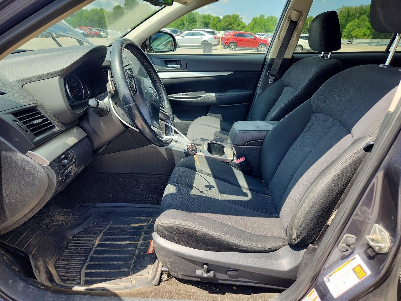 2014 Subaru Outback 2.5i Premium Серый vin: 4S4BRCCCXE3229664