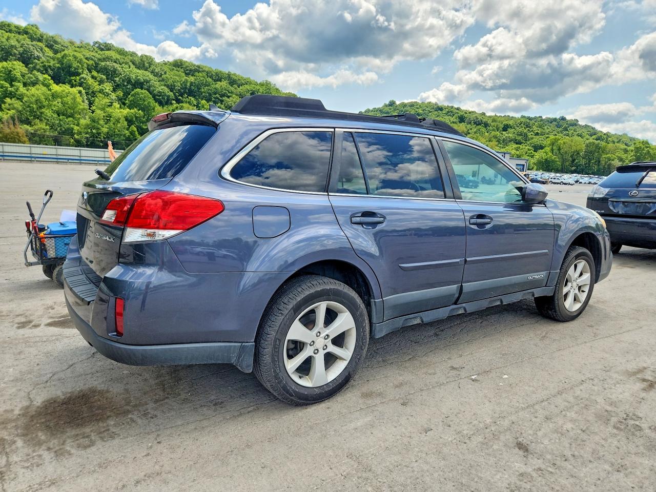 2014 Subaru Outback 2.5i Premium Серый vin: 4S4BRCCCXE3229664