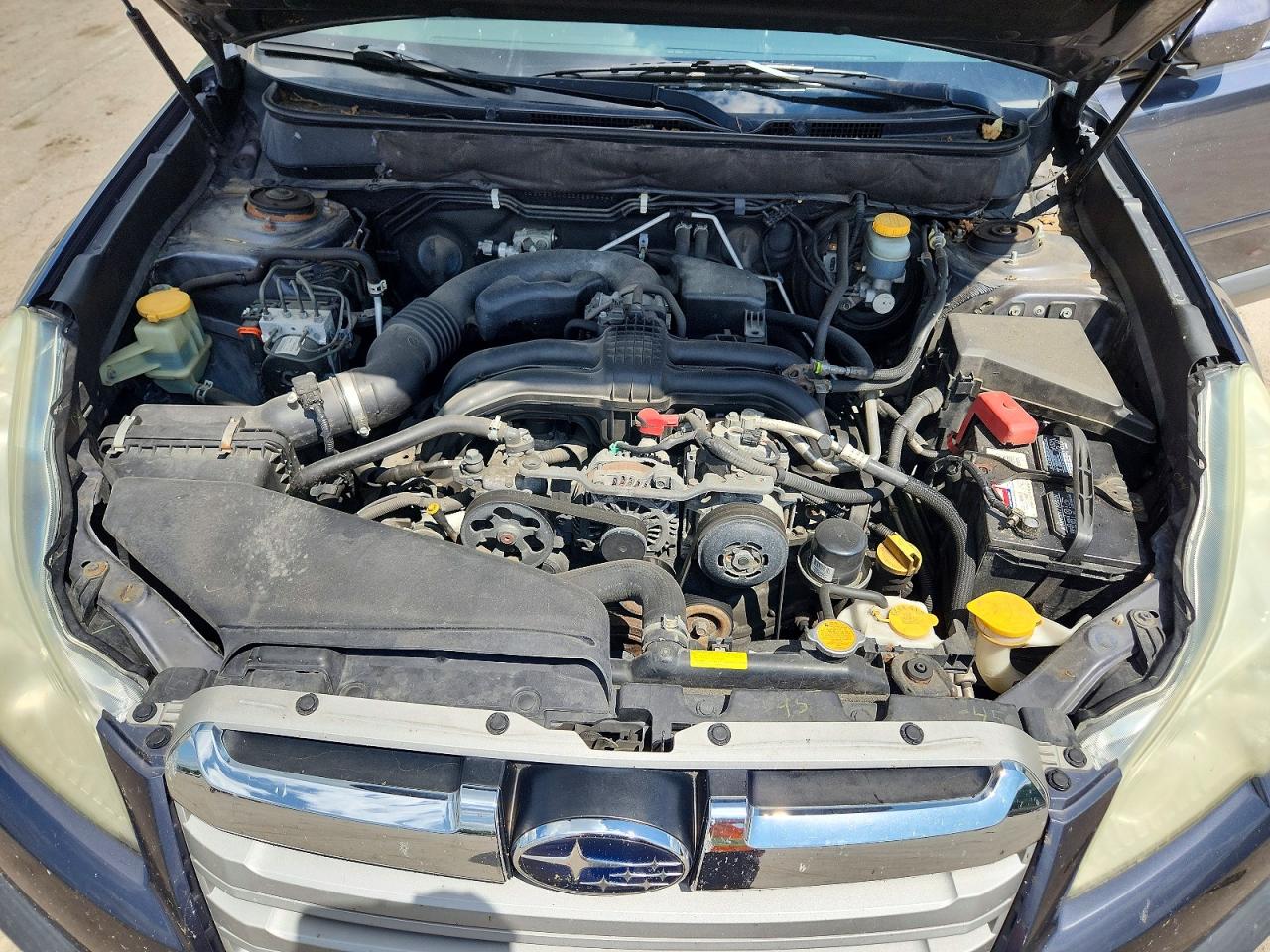 2014 Subaru Outback 2.5i Premium Серый vin: 4S4BRCCCXE3229664