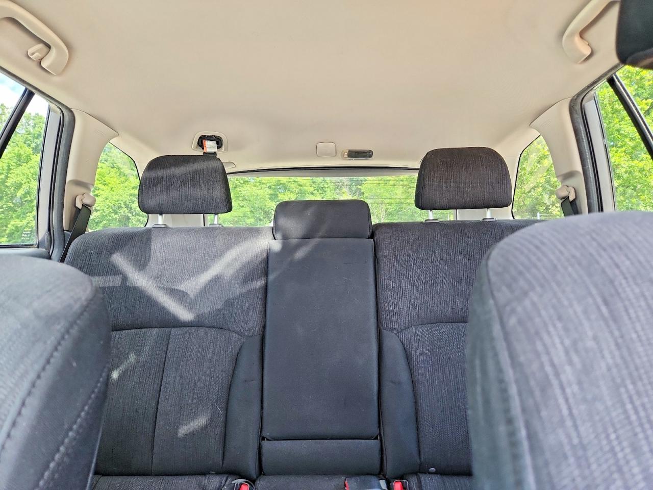 2014 Subaru Outback 2.5i Premium Серый vin: 4S4BRCCCXE3229664