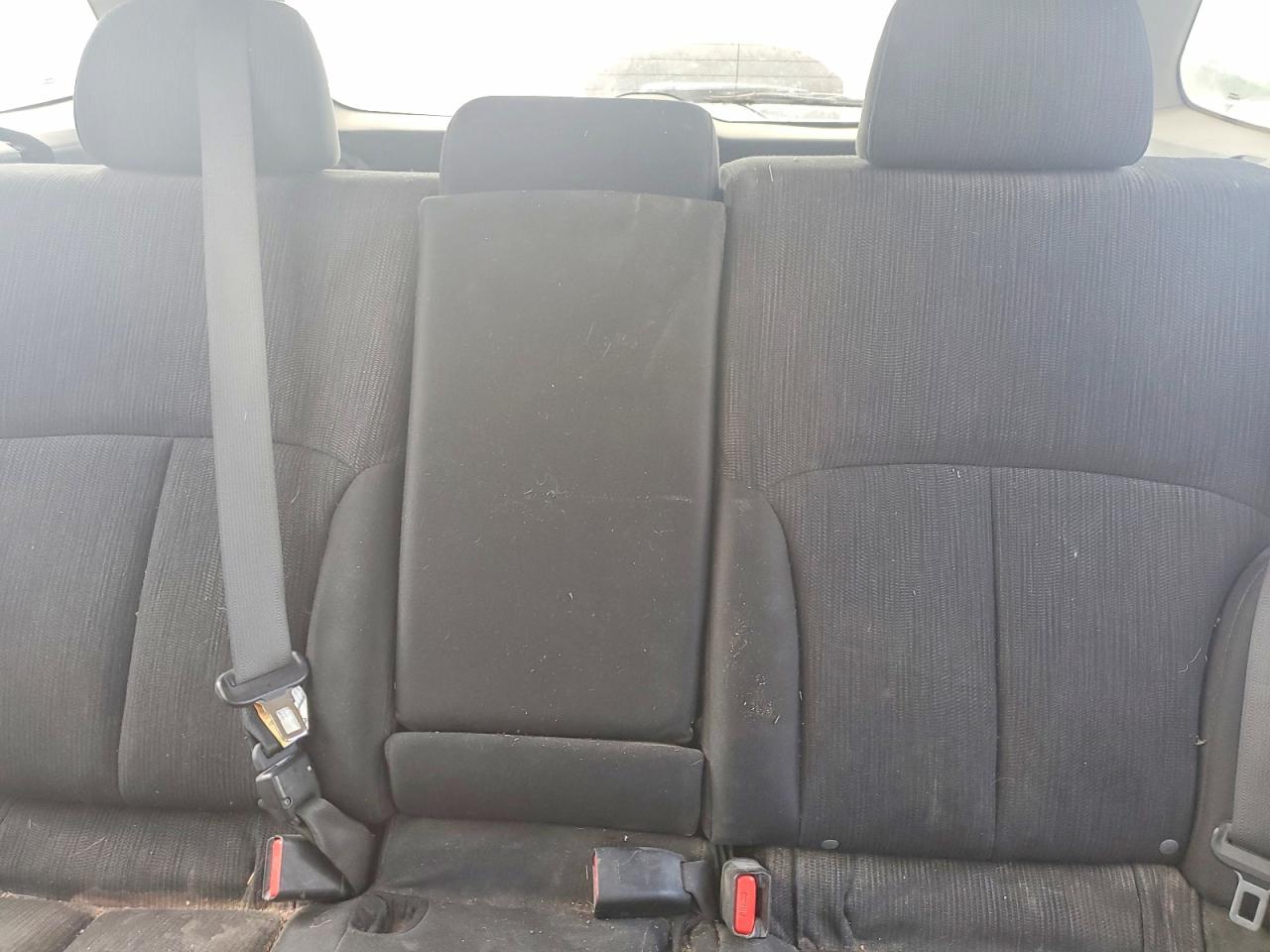 2014 Subaru Outback 2.5i Premium Silver vin: 4S4BRCDC1E3248327
