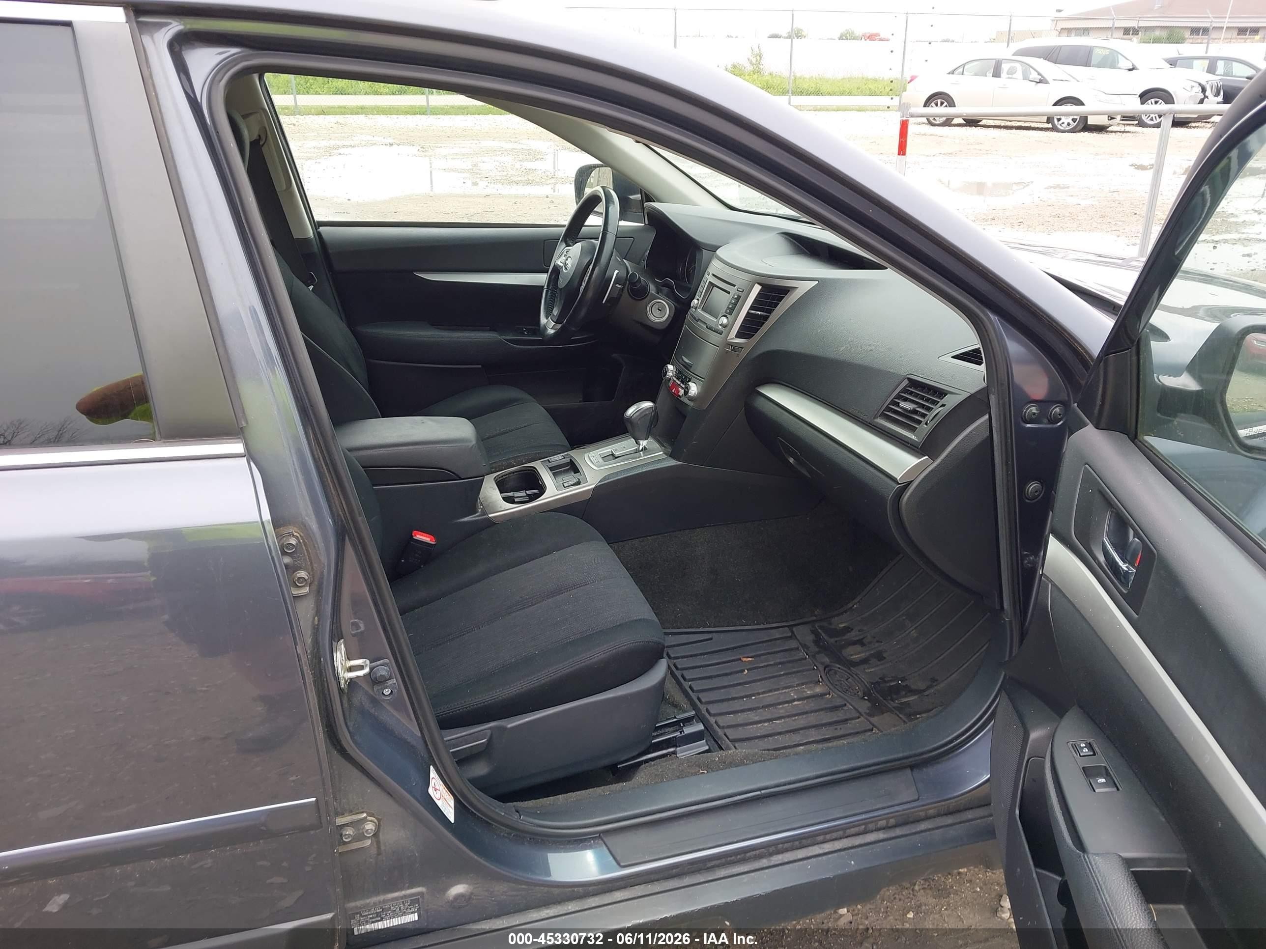 2014 Subaru Outback 2.5i Premium Gray vin: 4S4BRCDC3E3218682