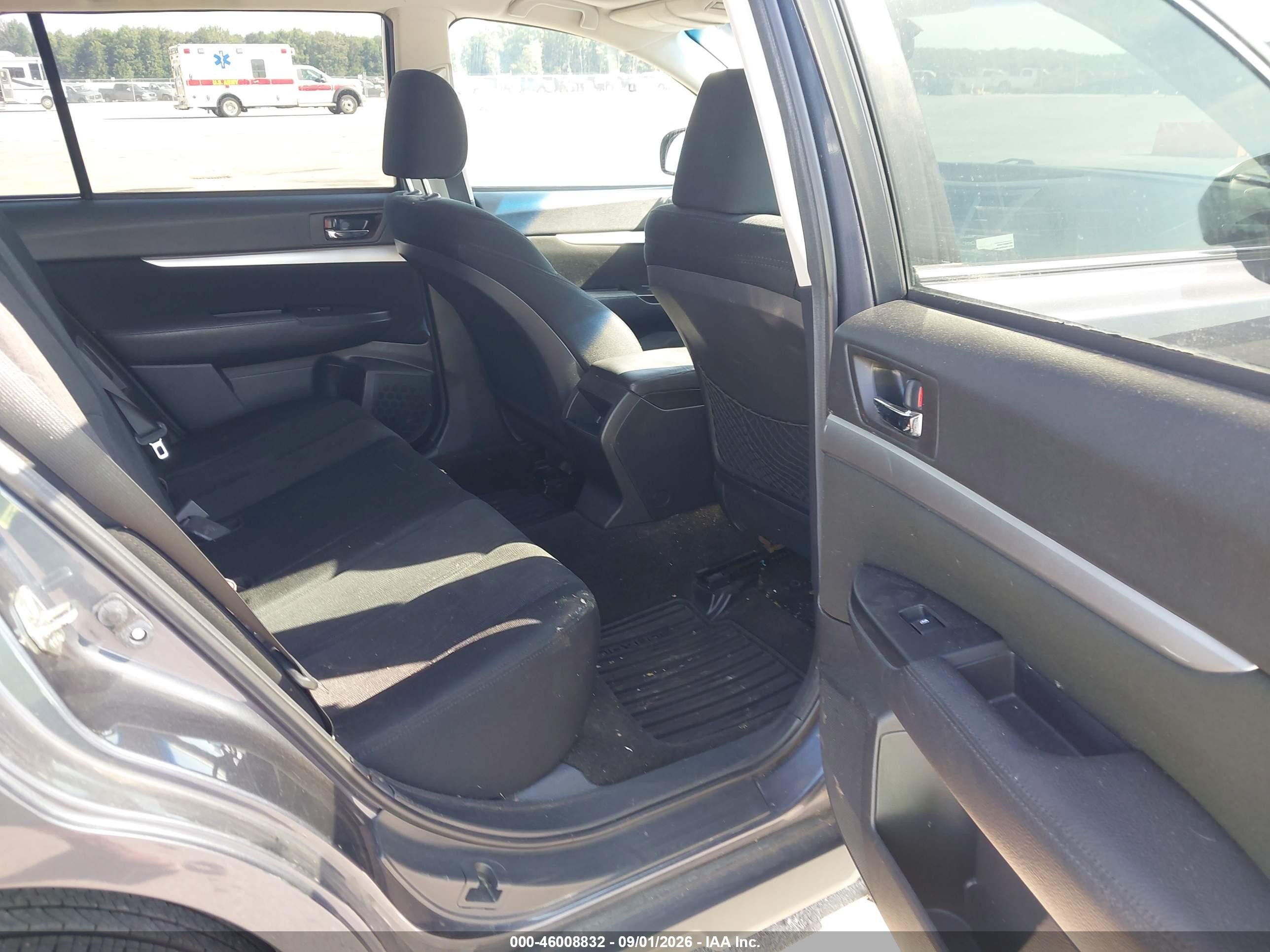 2014 Subaru Outback 2.5i Premium Gray vin: 4S4BRCDC4E3266174