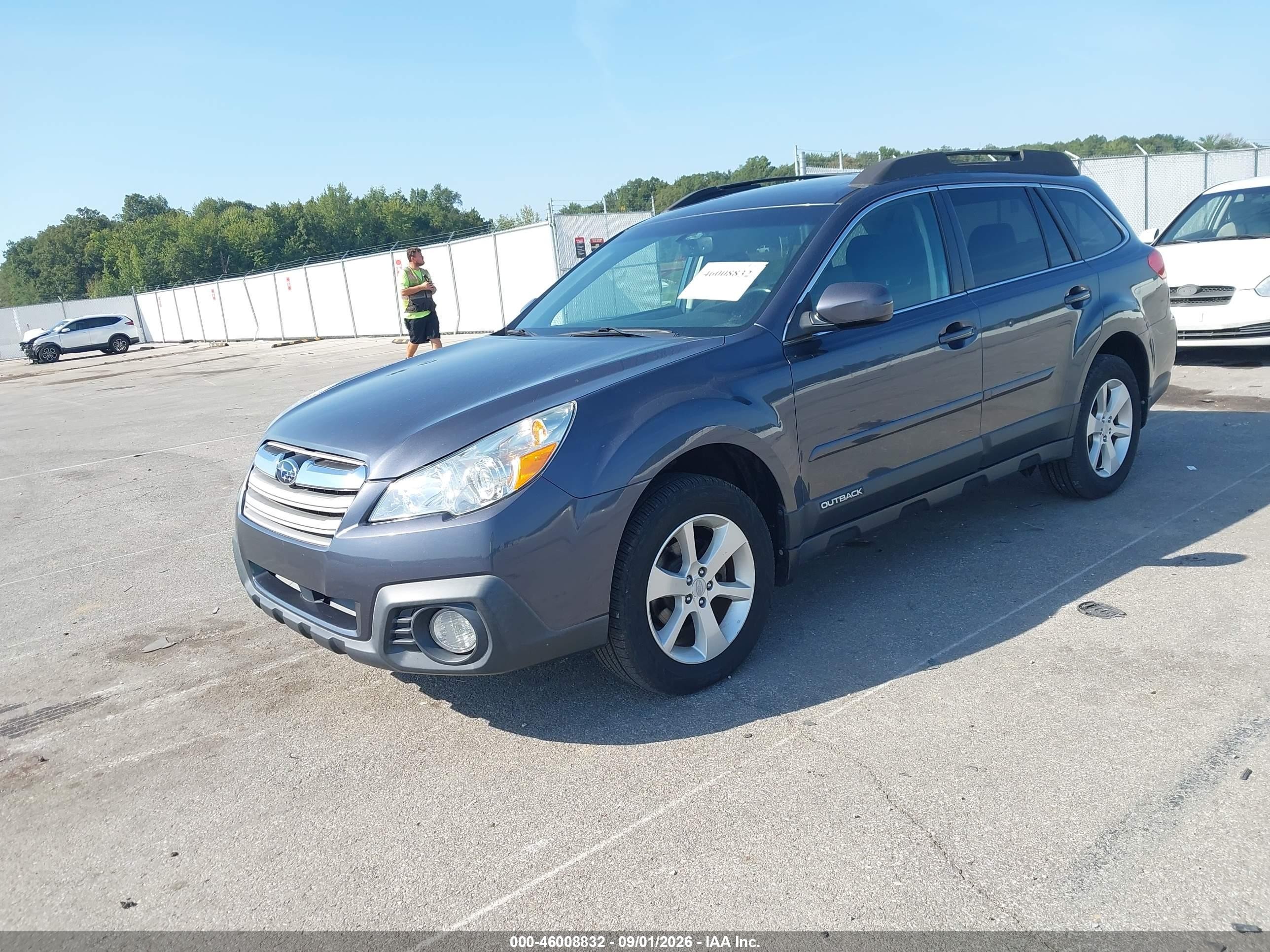 2014 Subaru Outback 2.5i Premium Gray vin: 4S4BRCDC4E3266174