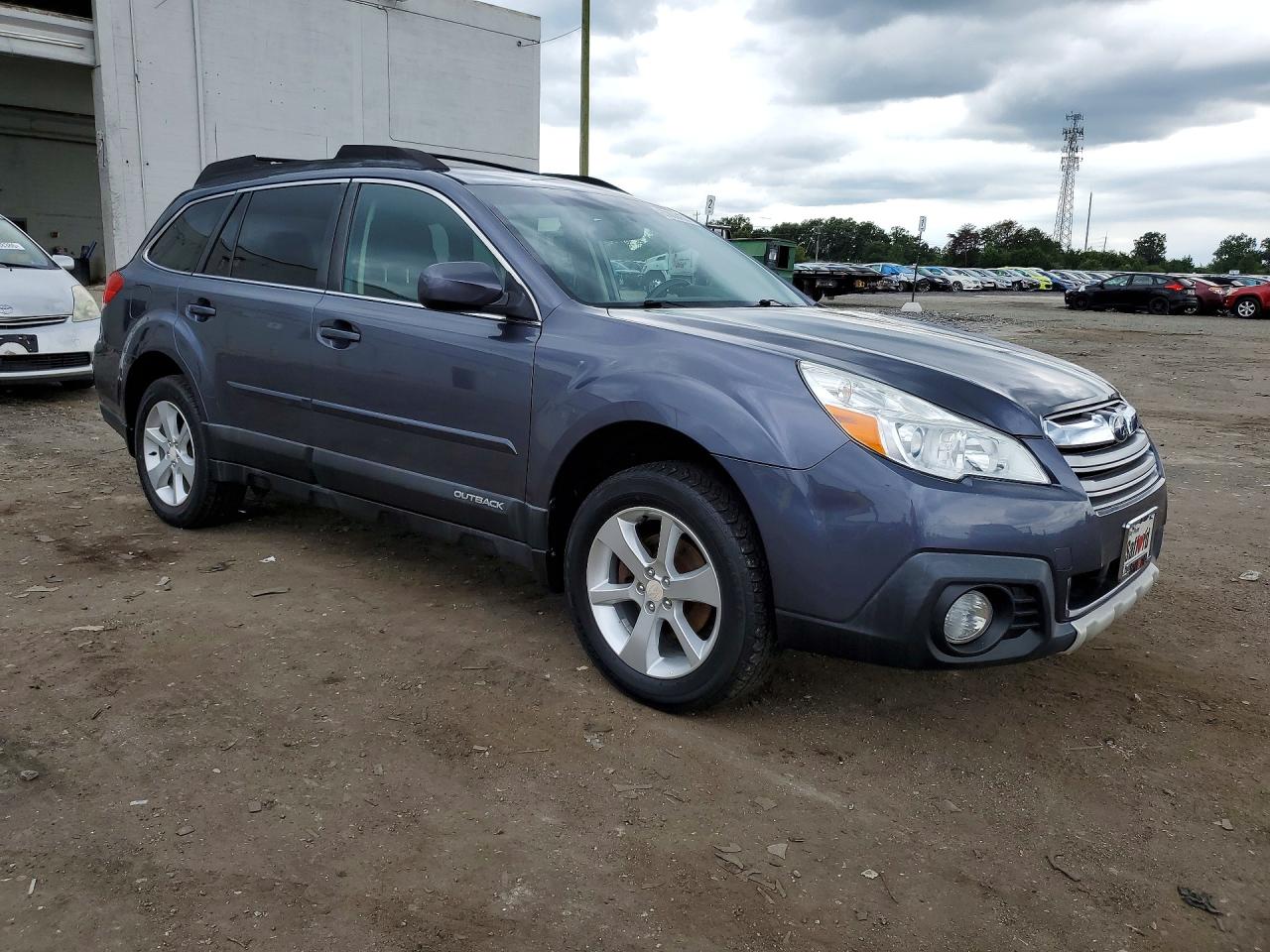 2014 Subaru Outback 2.5i Premium Gray vin: 4S4BRCDC6E3241387