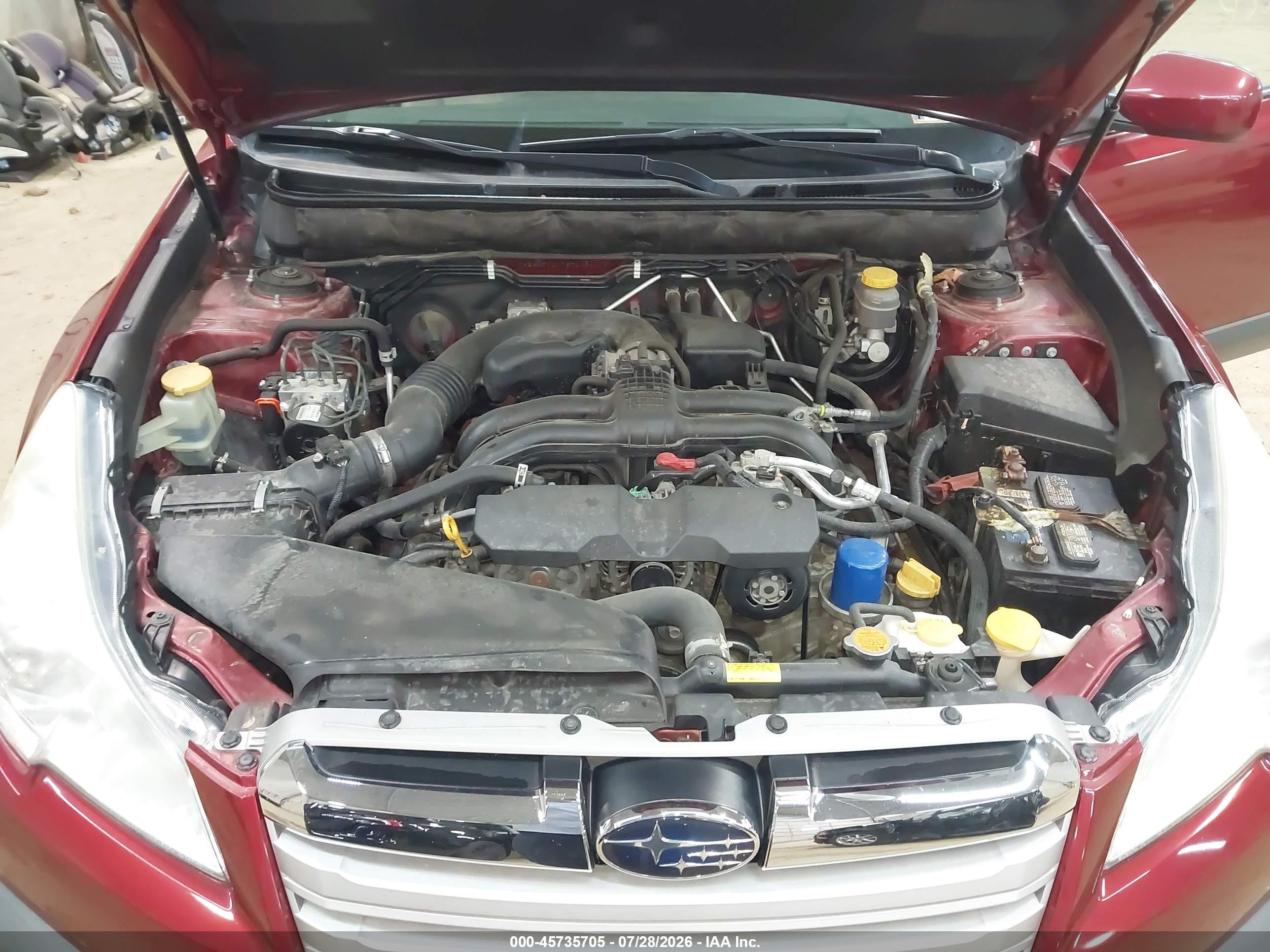 2014 Subaru Outback 2.5i Premium Burgundy vin: 4S4BRCDC7E3205661