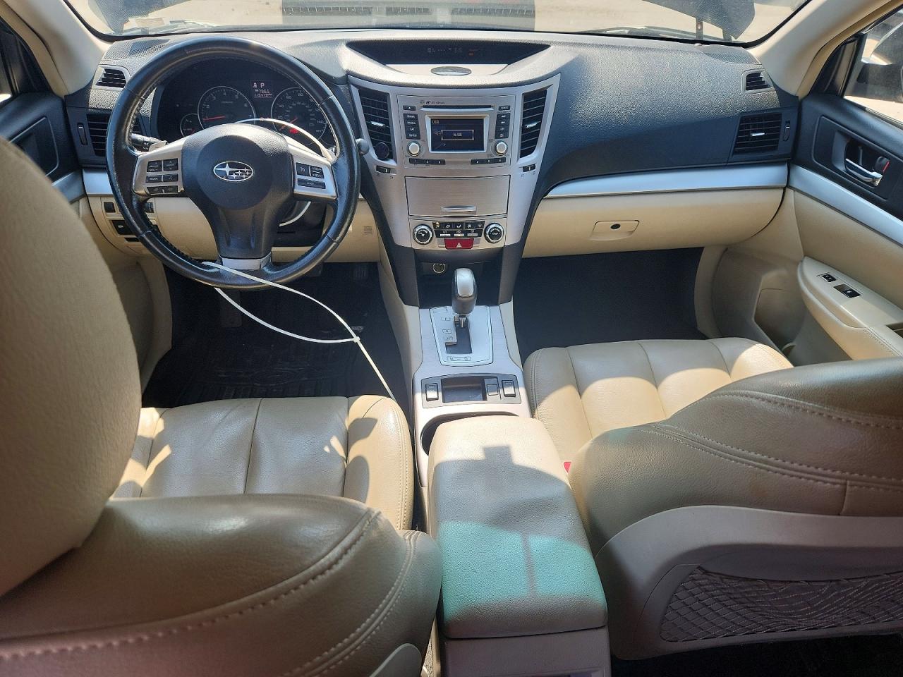 2014 Subaru Outback 2.5i Premium Black vin: 4S4BRCDC9E3302411