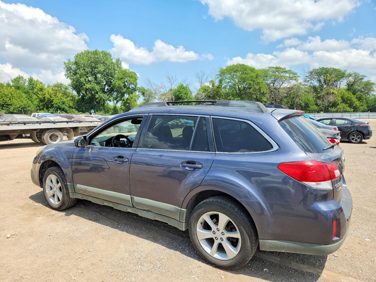 2014 Subaru Outback 2.5i Premium Gray vin: 4S4BRCDC9E3304935
