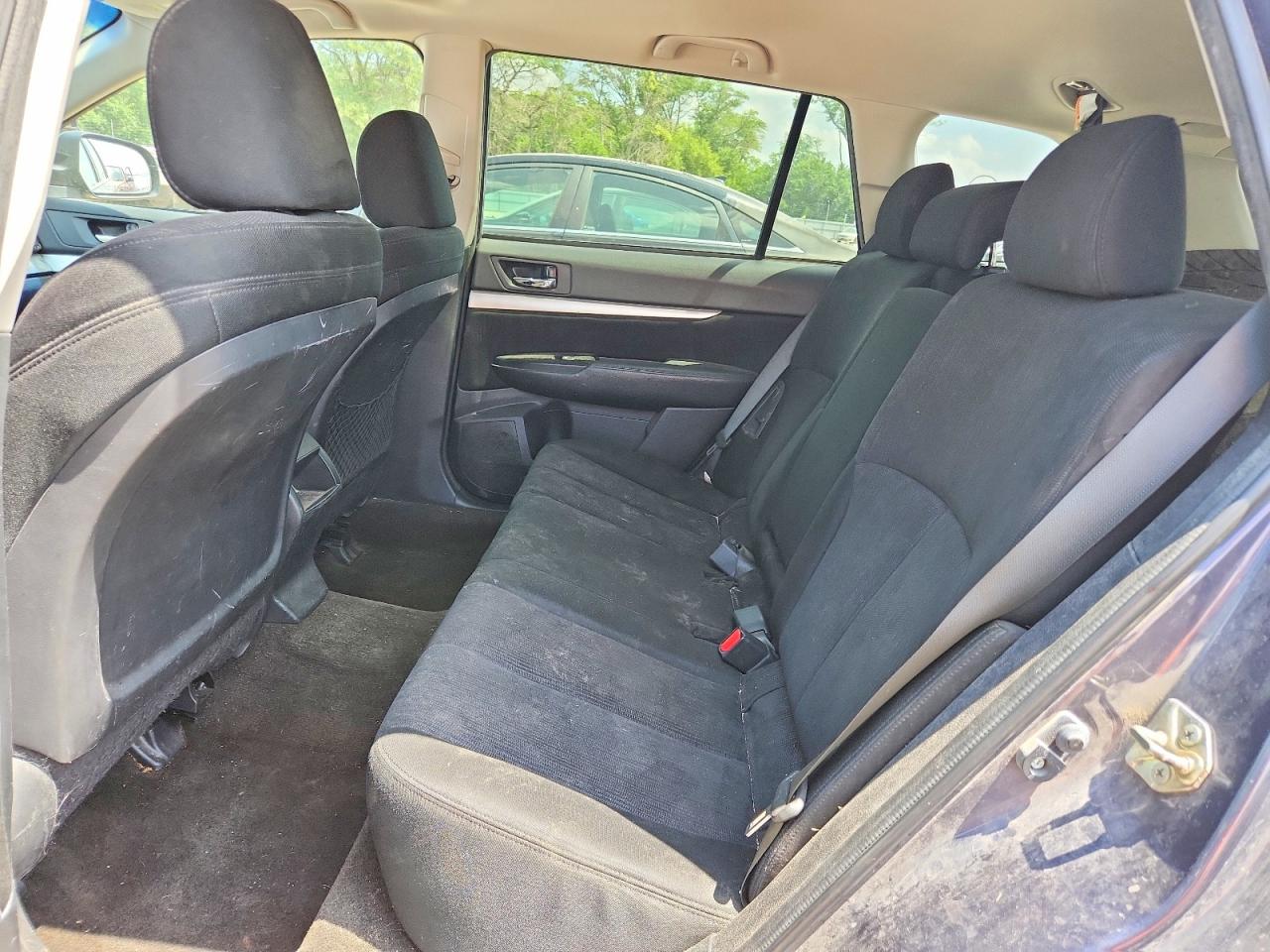 2014 Subaru Outback 2.5i Premium Gray vin: 4S4BRCDC9E3304935