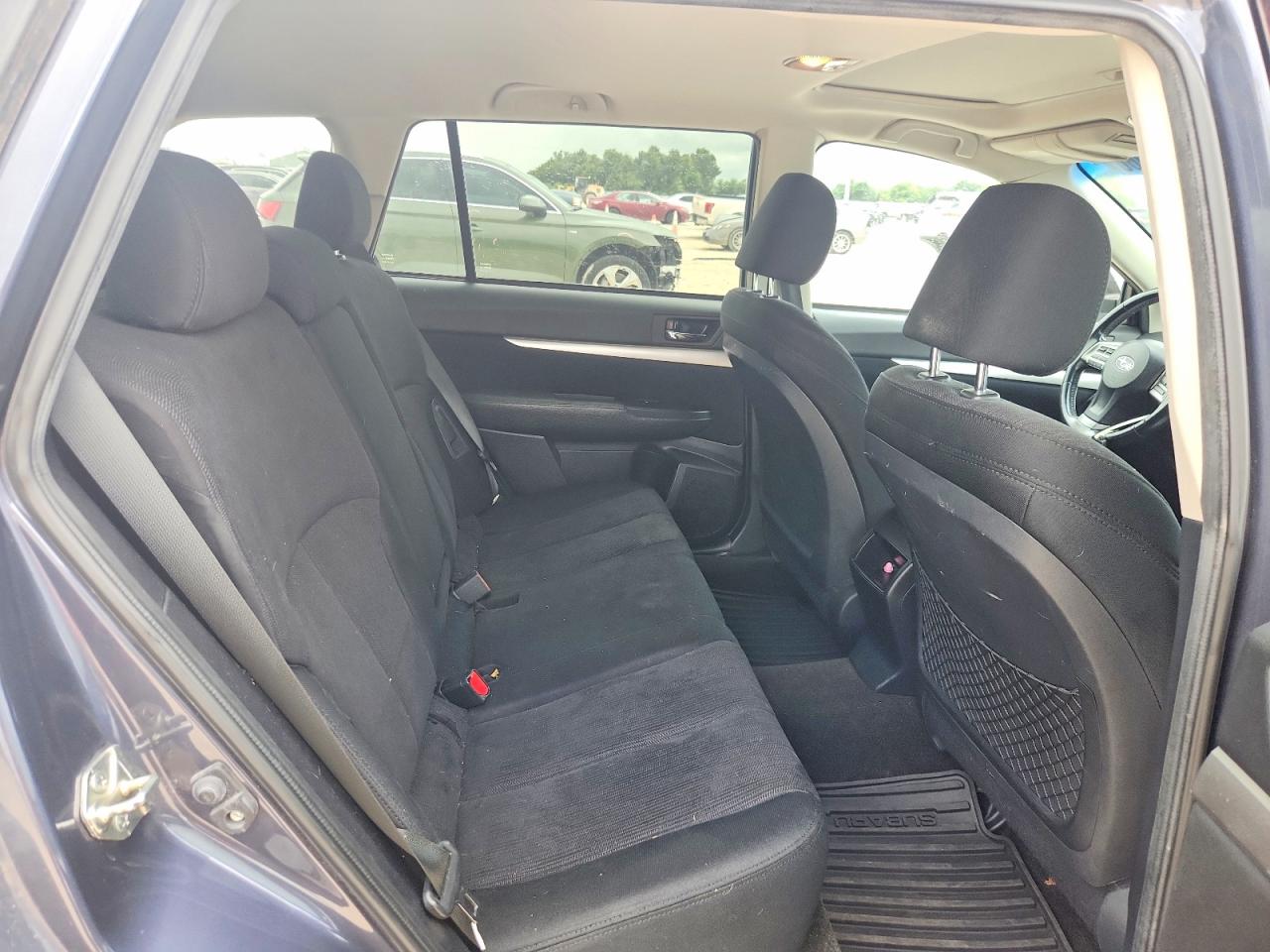 2014 Subaru Outback 2.5i Premium Gray vin: 4S4BRCDCXE3256894