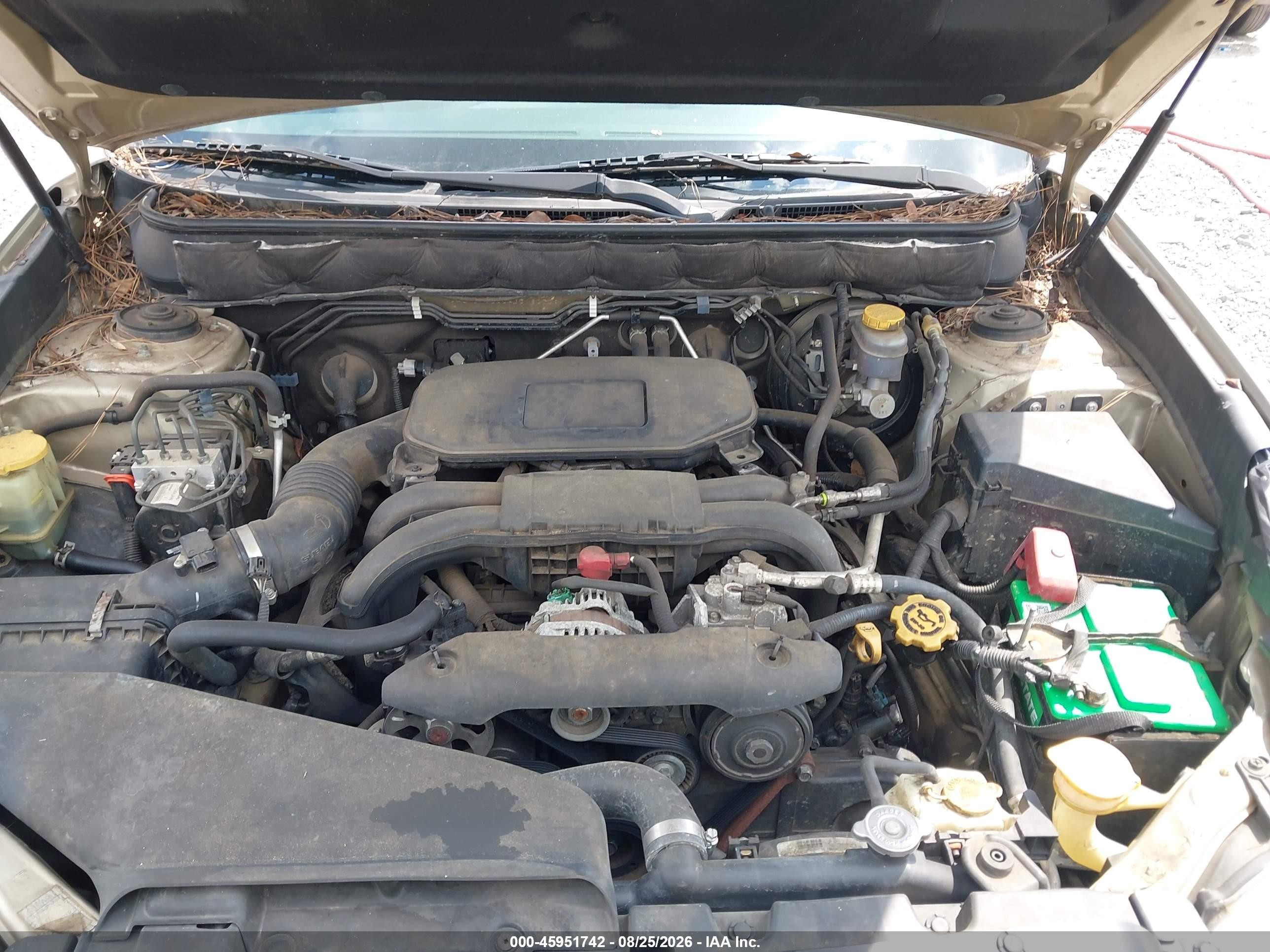 2010 Subaru Outback 2.5i Premium Gold vin: 4S4BRCEC0A3318070