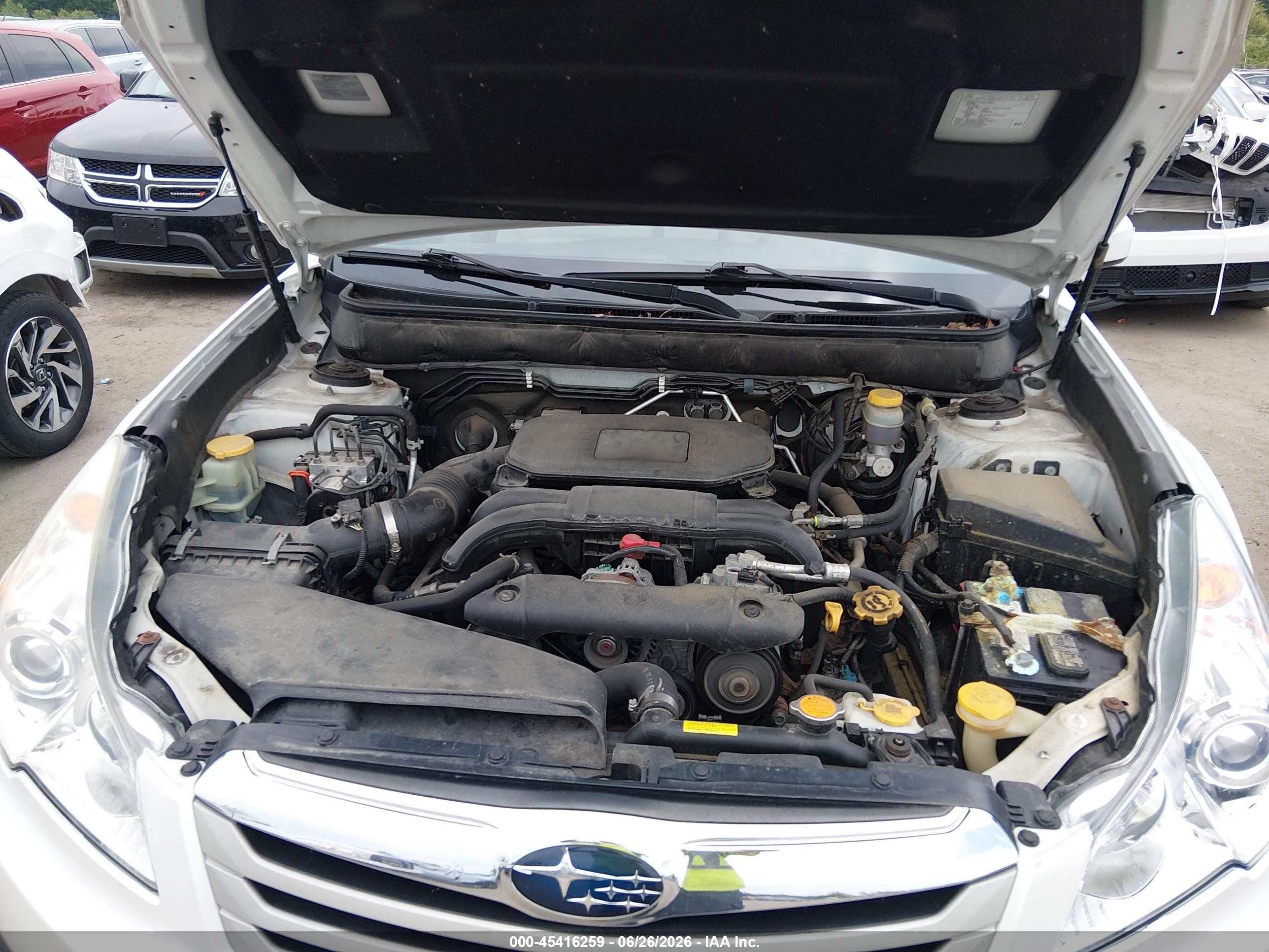 2011 Subaru Outback 2.5i Premium White vin: 4S4BRCFC0B3433848