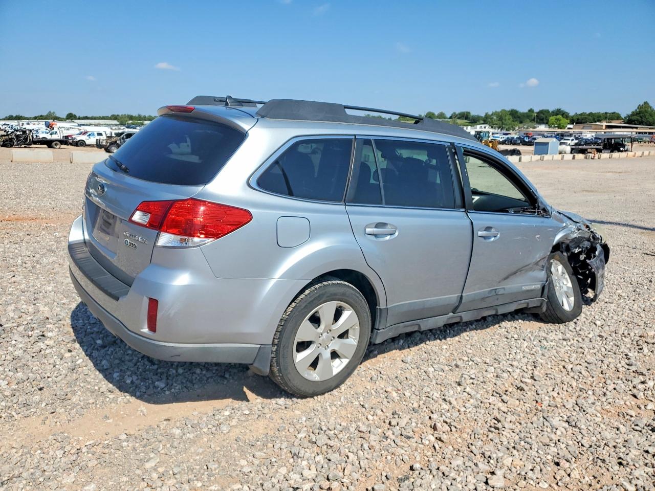 2012 Subaru Outback 2.5i Premium Silver vin: 4S4BRCFC6C3204253
