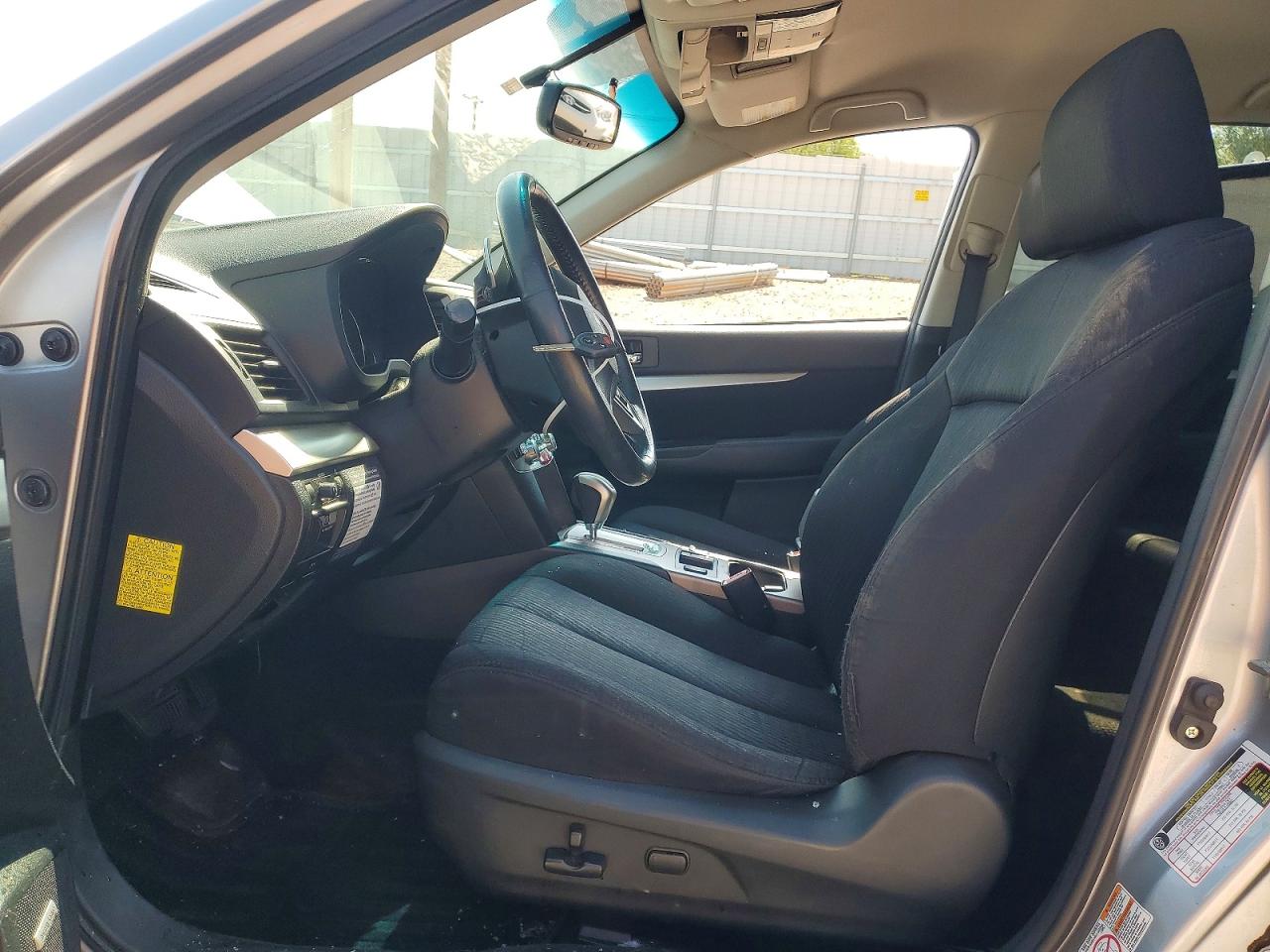 2012 Subaru Outback 2.5i Premium Silver vin: 4S4BRCFC6C3204253