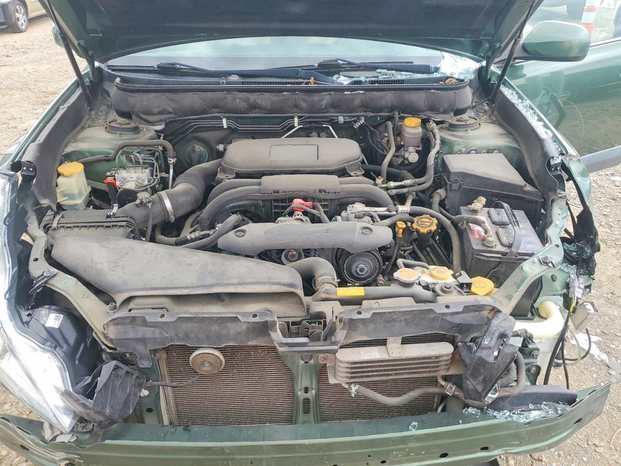 2010 Subaru Outback 2.5i Premium Green vin: 4S4BRCFC9A3318230