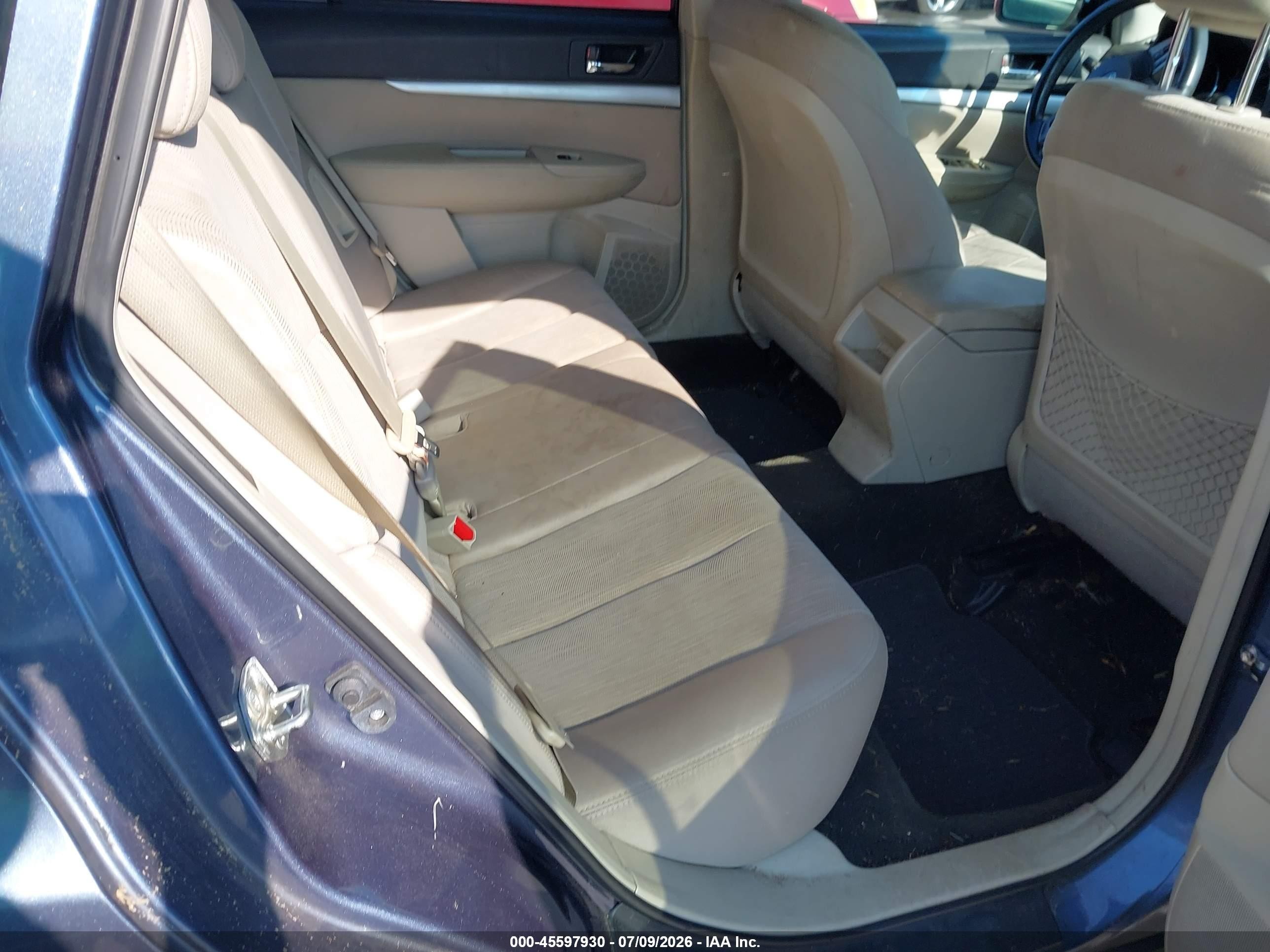 2014 Subaru Outback 2.5i Premium Blue vin: 4S4BRCFCXE3246573