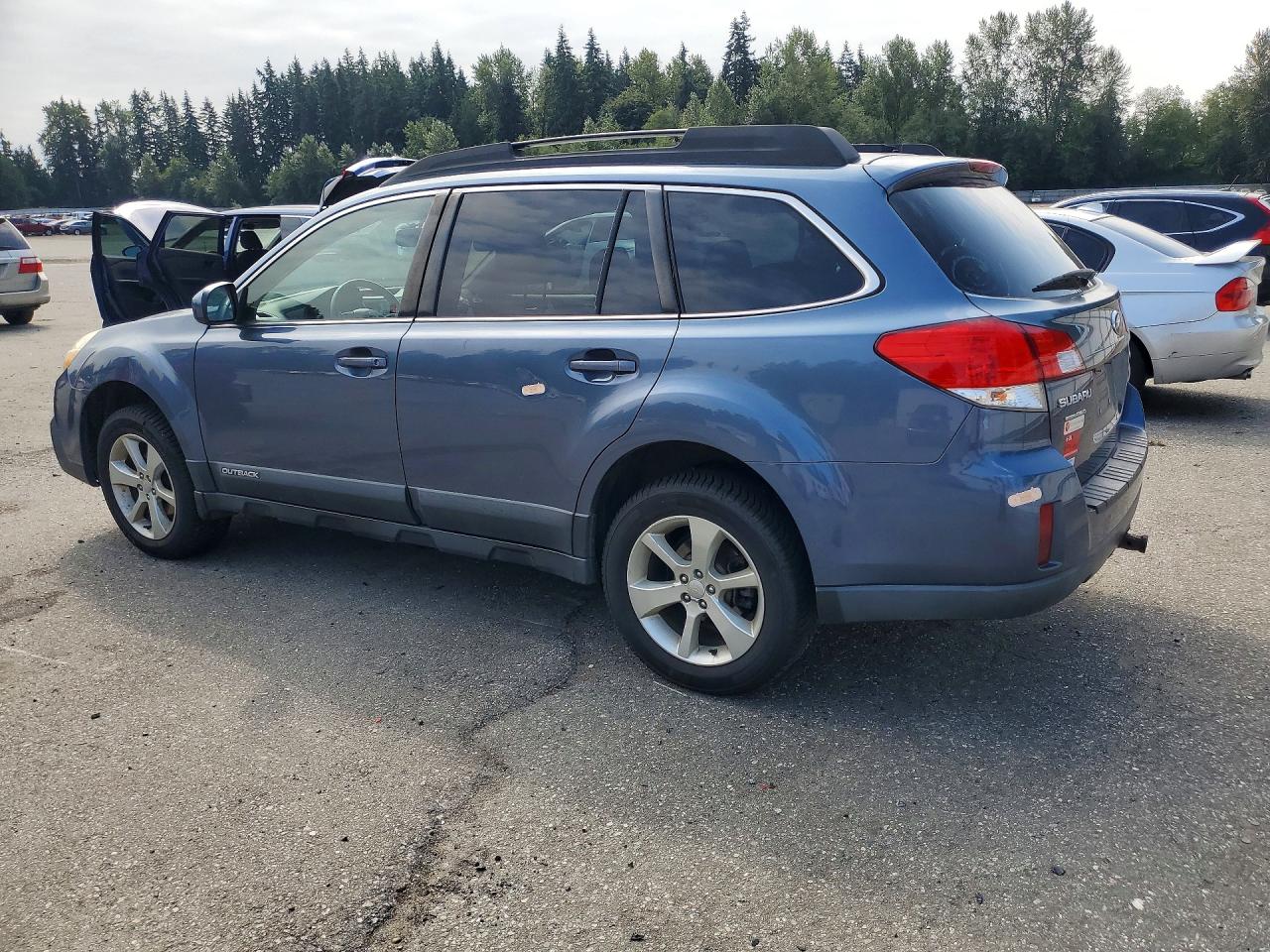 2013 Subaru Outback 2.5i Premium Синий vin: 4S4BRCGC0D3252928