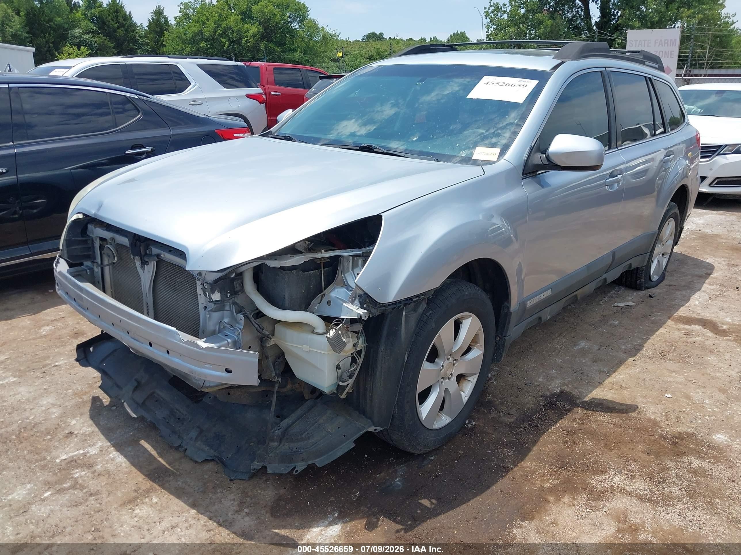 2012 Subaru Outback 2.5i Premium Silver vin: 4S4BRCGC1C3266948