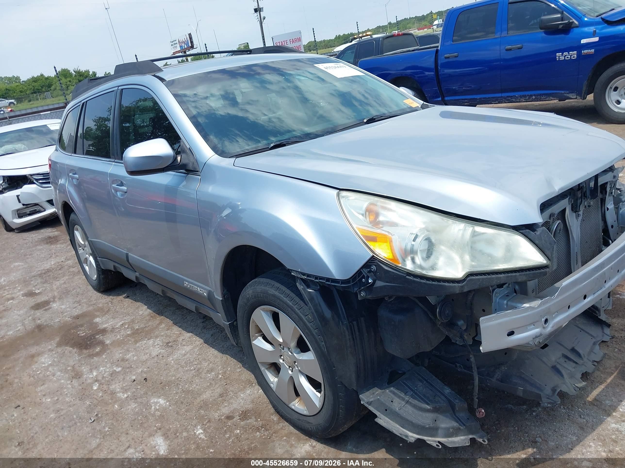 2012 Subaru Outback 2.5i Premium Silver vin: 4S4BRCGC1C3266948
