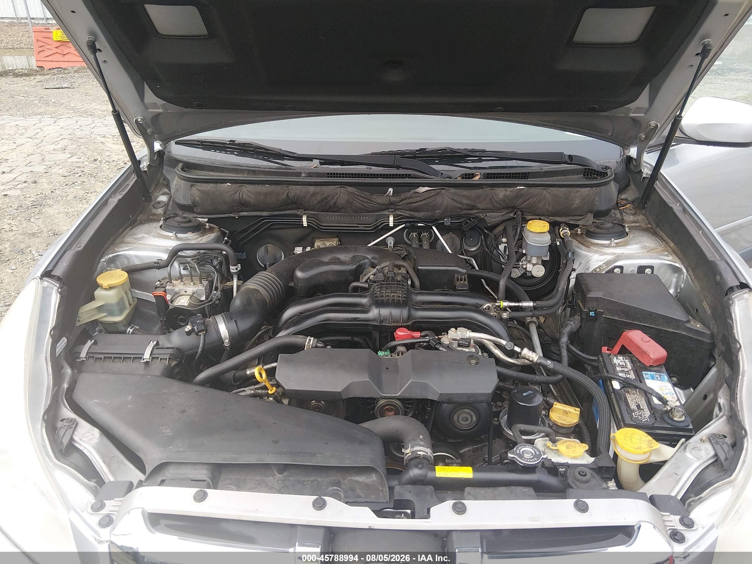 2013 Subaru Outback 2.5i Premium Серебряный vin: 4S4BRCGC1D3252551