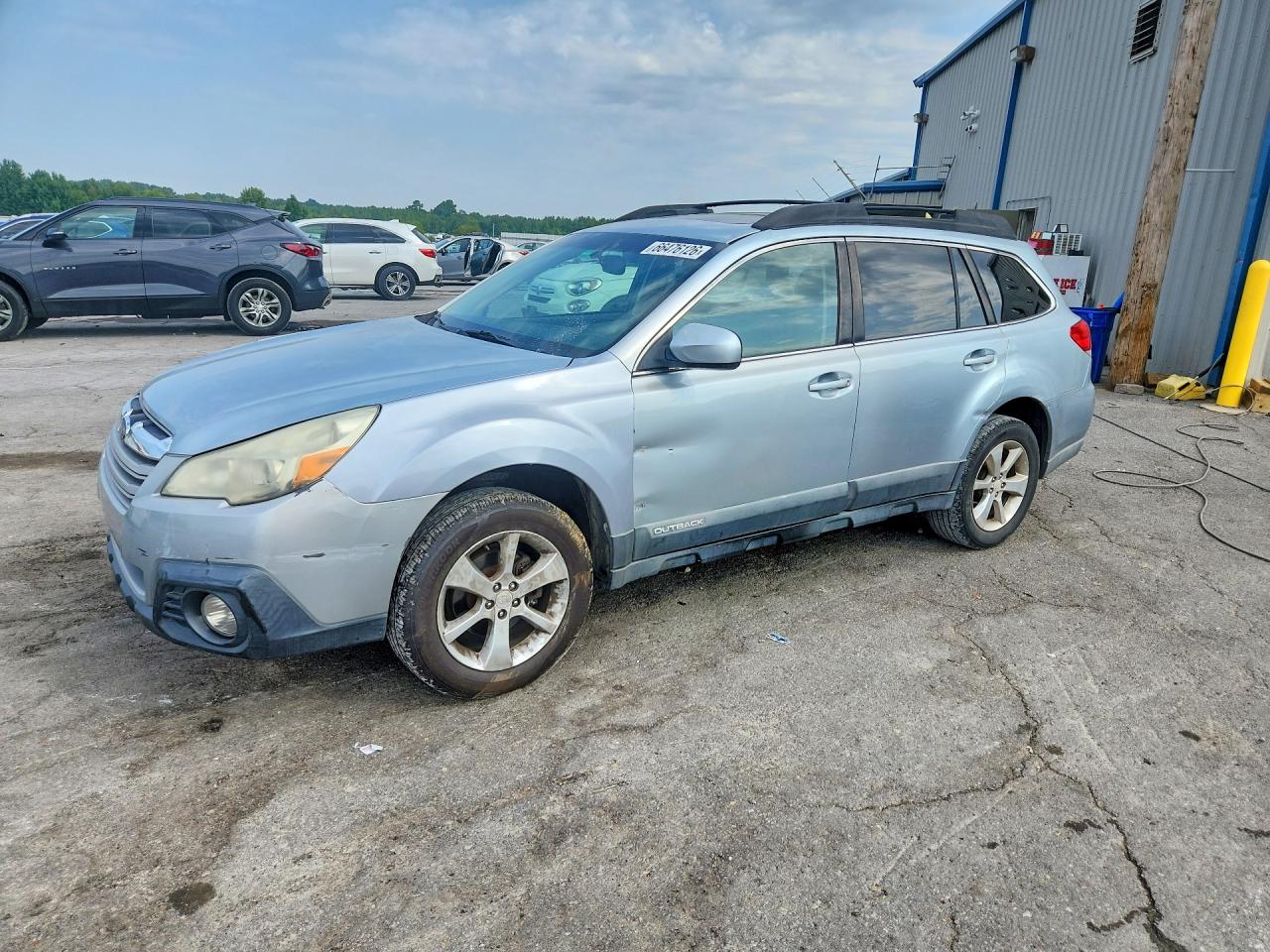 2013 Subaru Outback 2.5i Premium Silver vin: 4S4BRCGC1D3287476