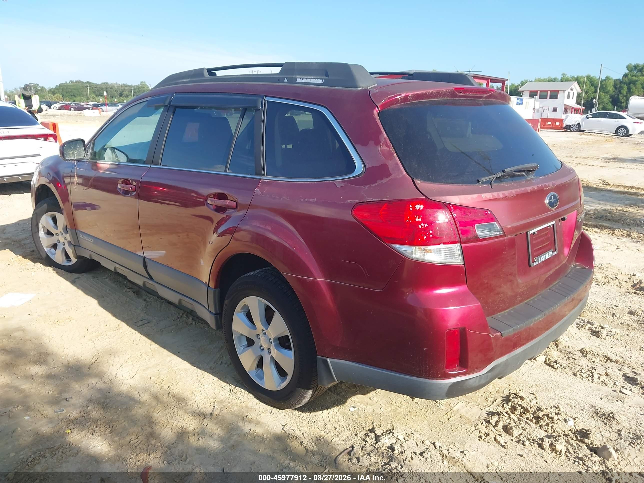 2011 Subaru Outback 2.5i Premium Maroon vin: 4S4BRCGC2B3384022