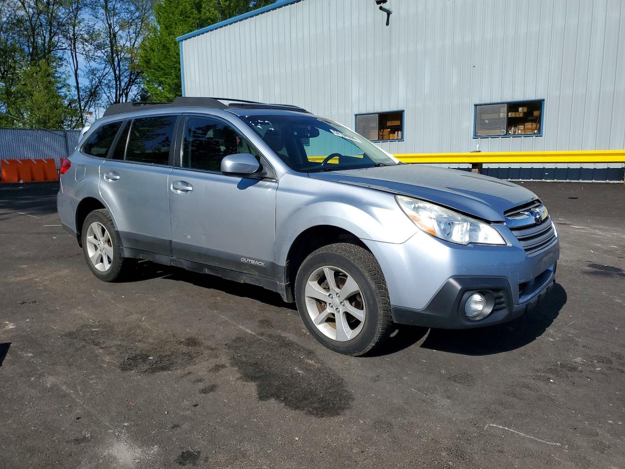 2013 Subaru Outback 2.5i Premium Silver vin: 4S4BRCGC2D3230980