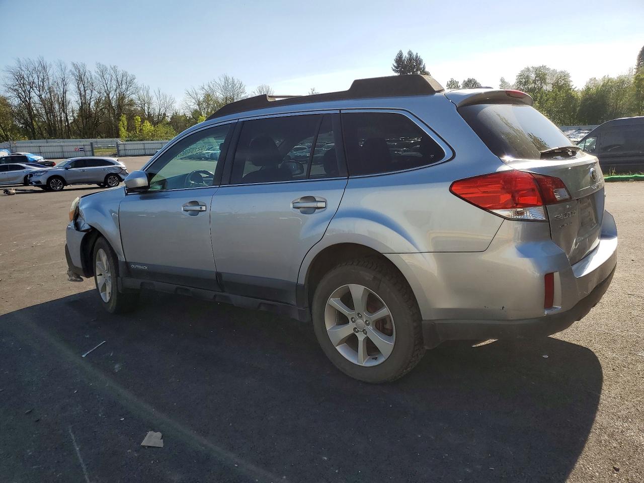 2013 Subaru Outback 2.5i Premium Silver vin: 4S4BRCGC2D3230980