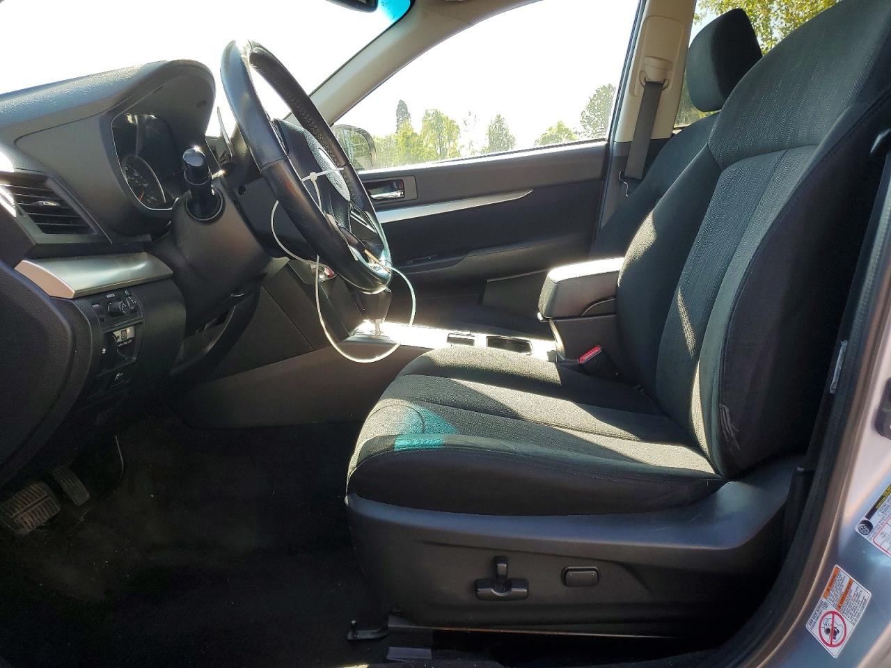 2013 Subaru Outback 2.5i Premium Silver vin: 4S4BRCGC2D3230980