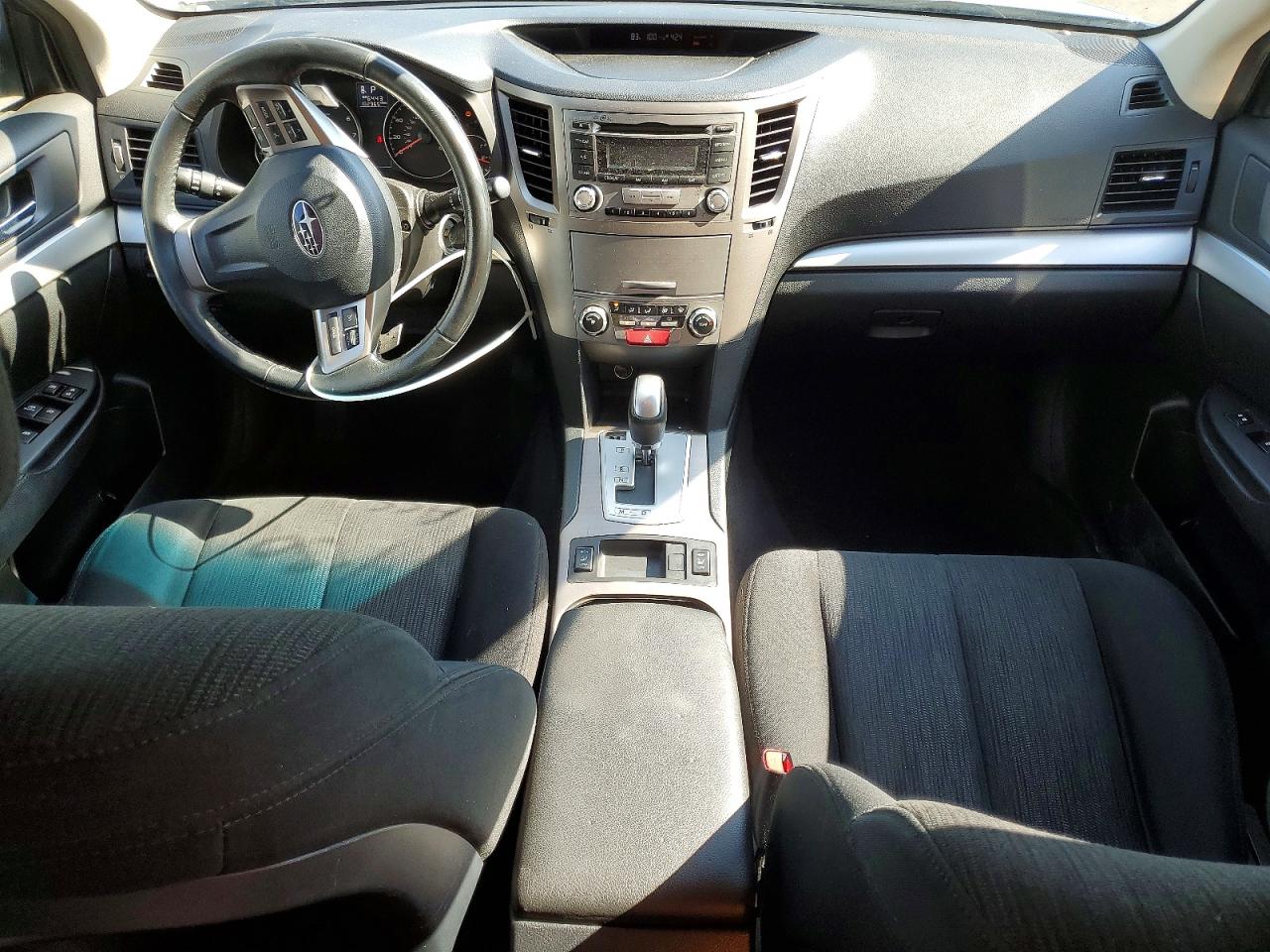 2013 Subaru Outback 2.5i Premium Silver vin: 4S4BRCGC2D3230980