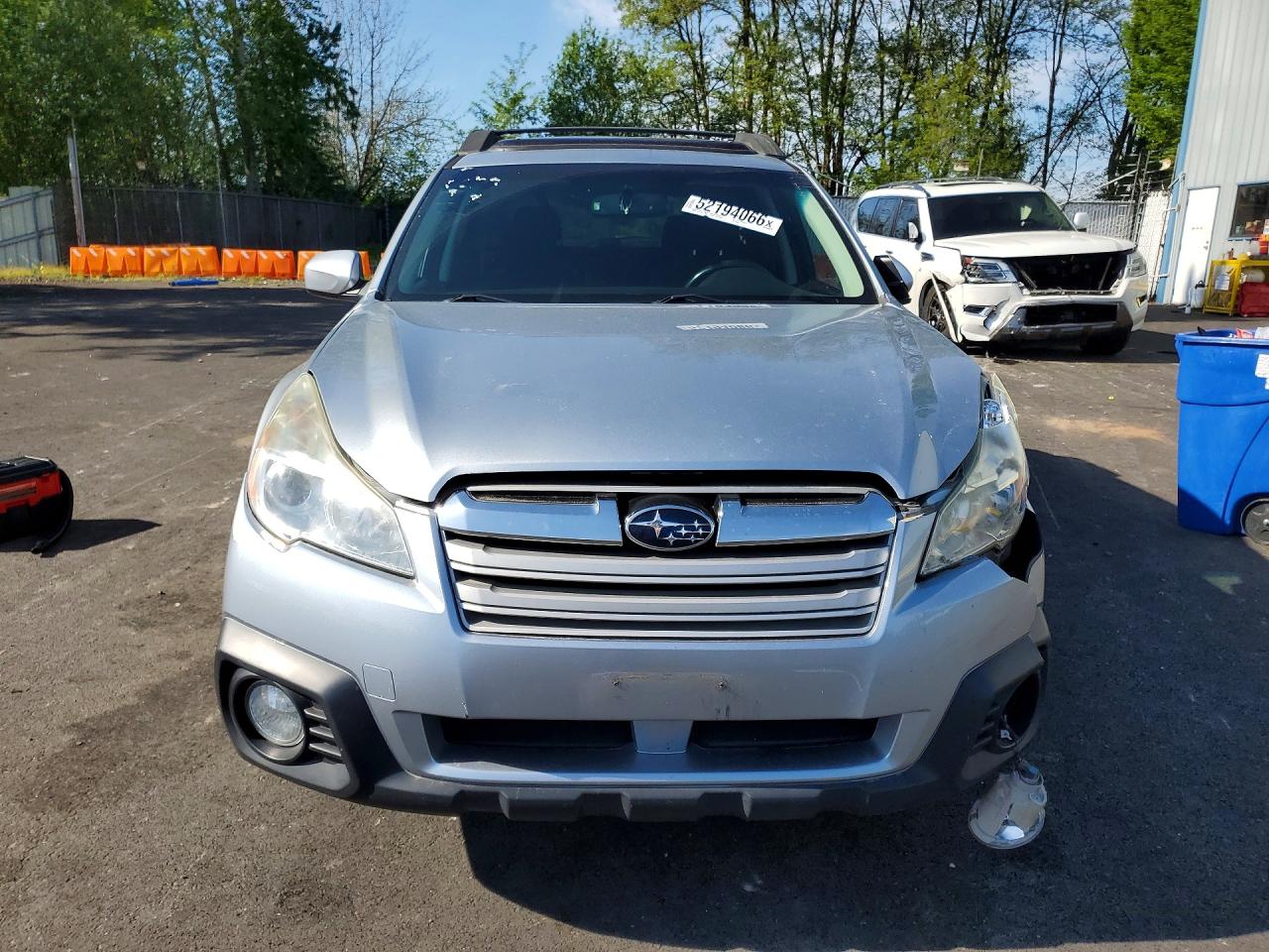 2013 Subaru Outback 2.5i Premium Silver vin: 4S4BRCGC2D3230980