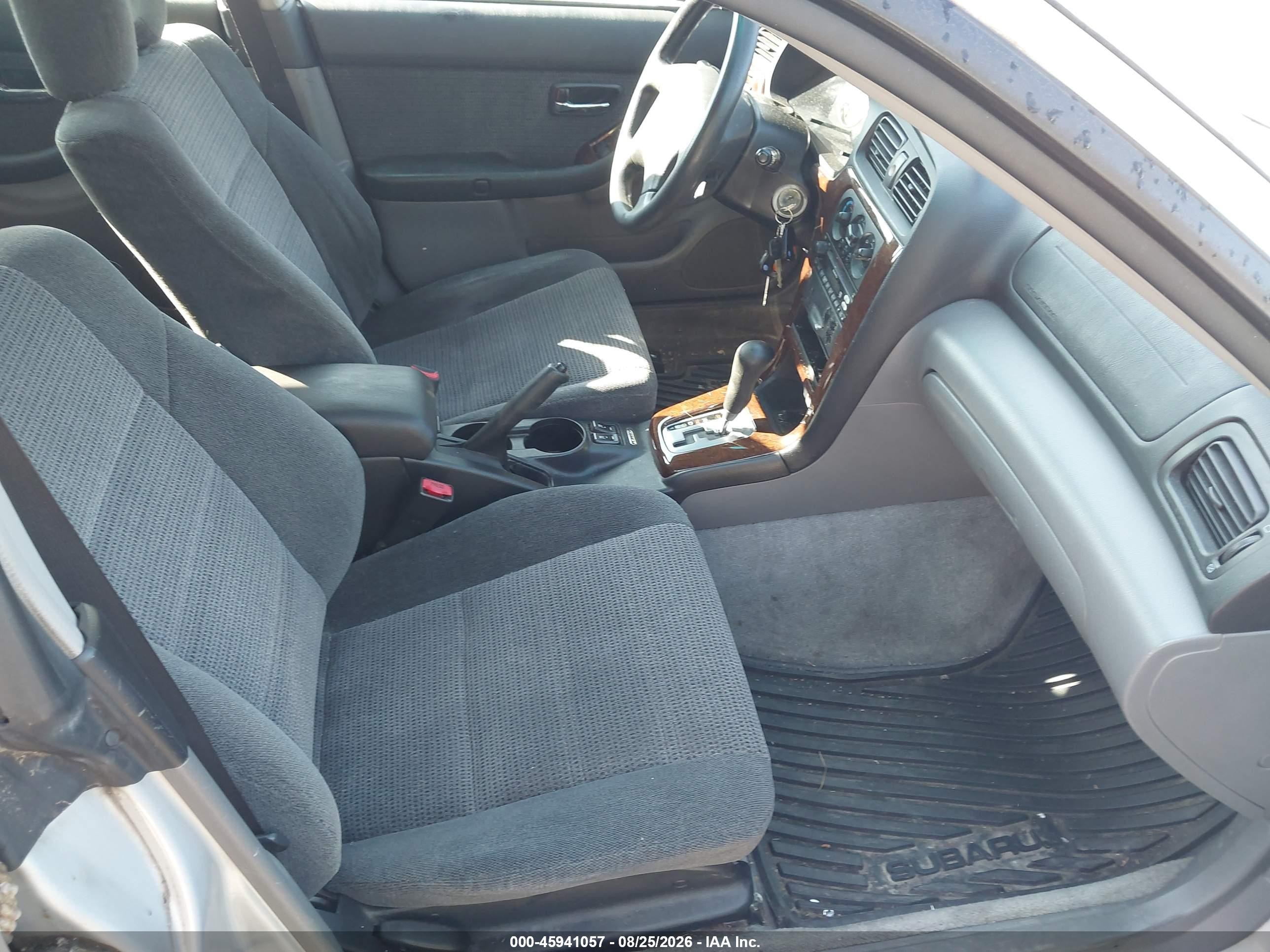 2013 Subaru Outback 2.5i Premium Silver vin: 4S4BRCGC2D3261226