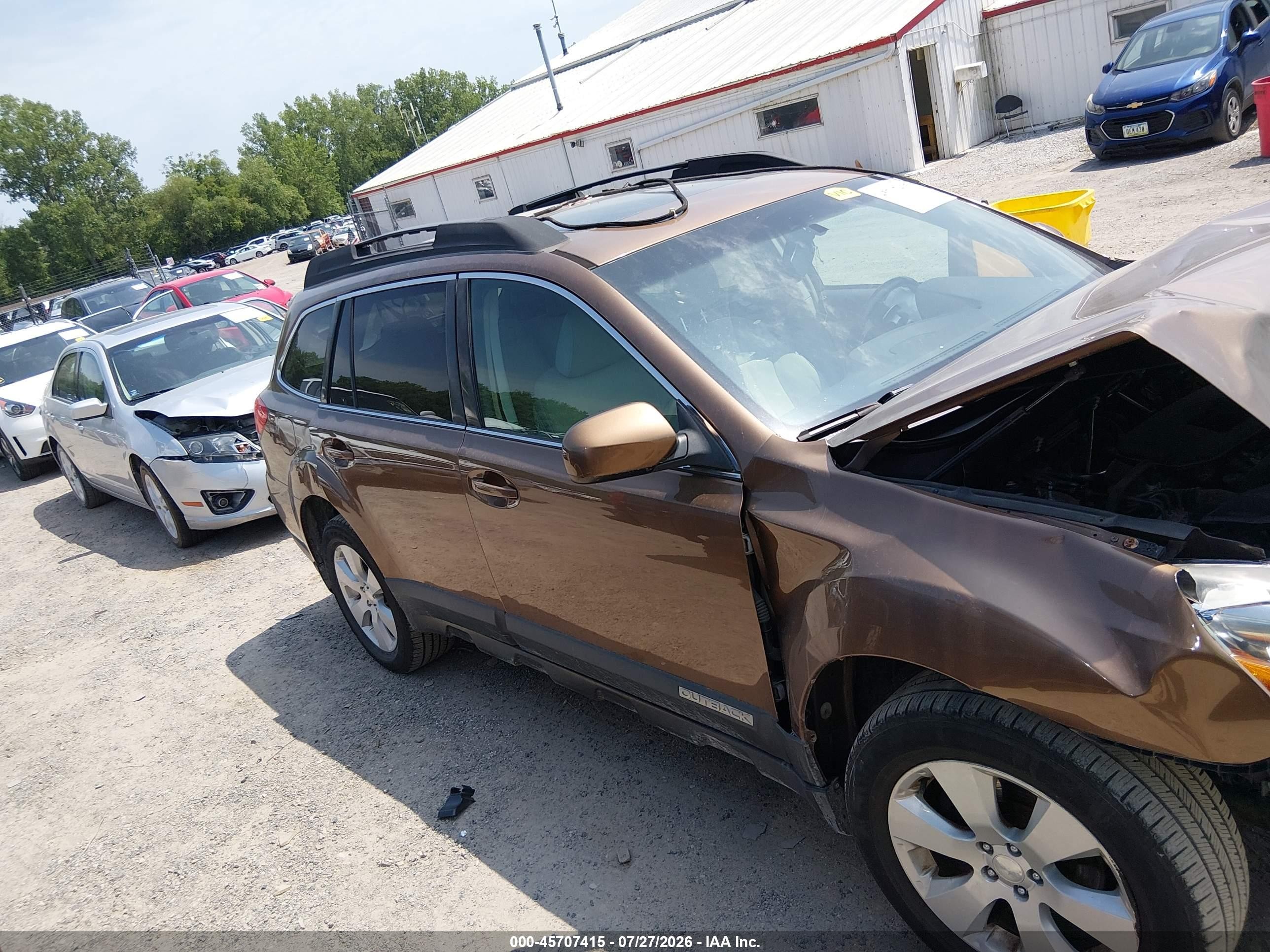 2011 Subaru Outback 2.5i Premium Brown vin: 4S4BRCGC3B3432949