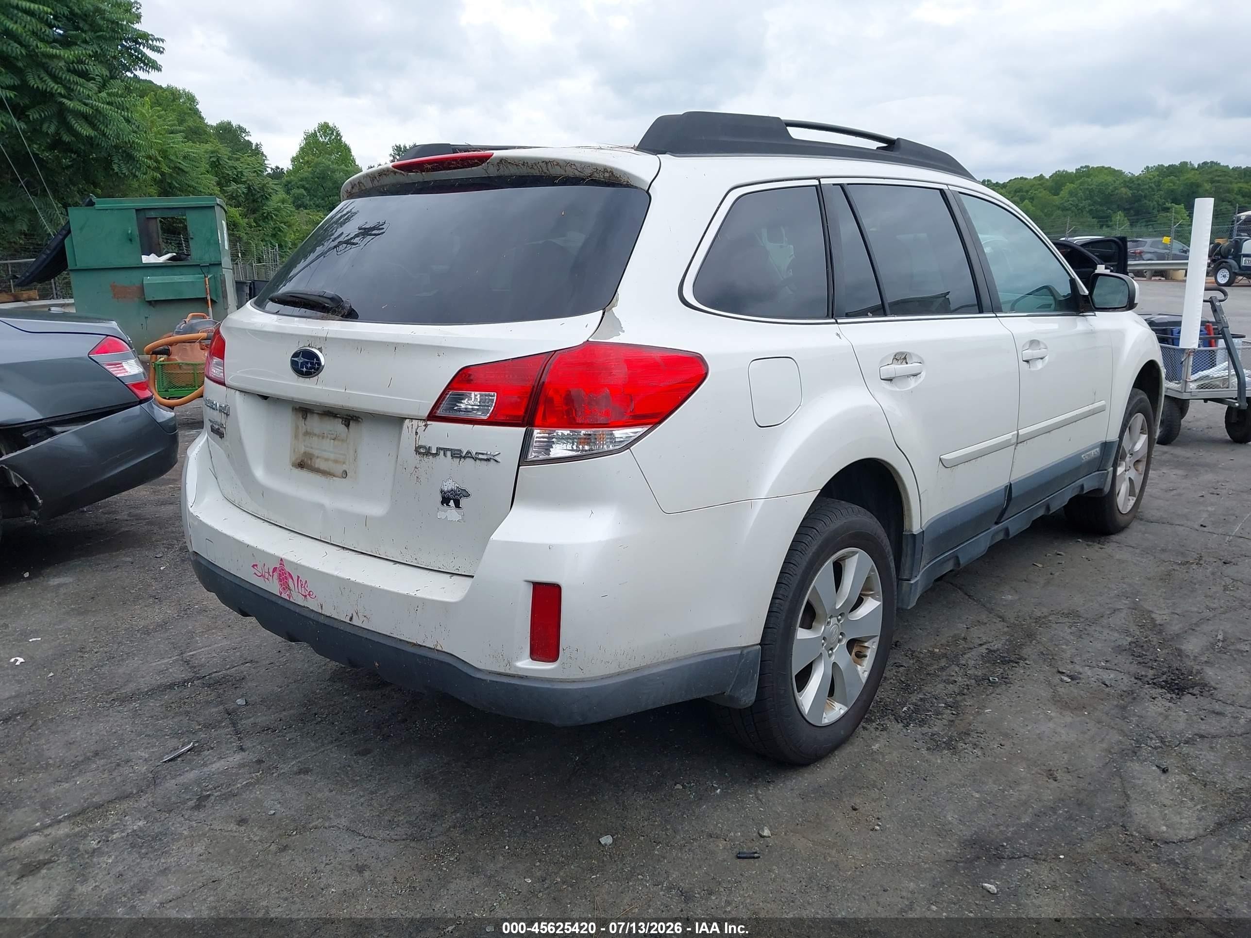 2012 Subaru Outback 2.5i Premium Белый vin: 4S4BRCGC3C3299515