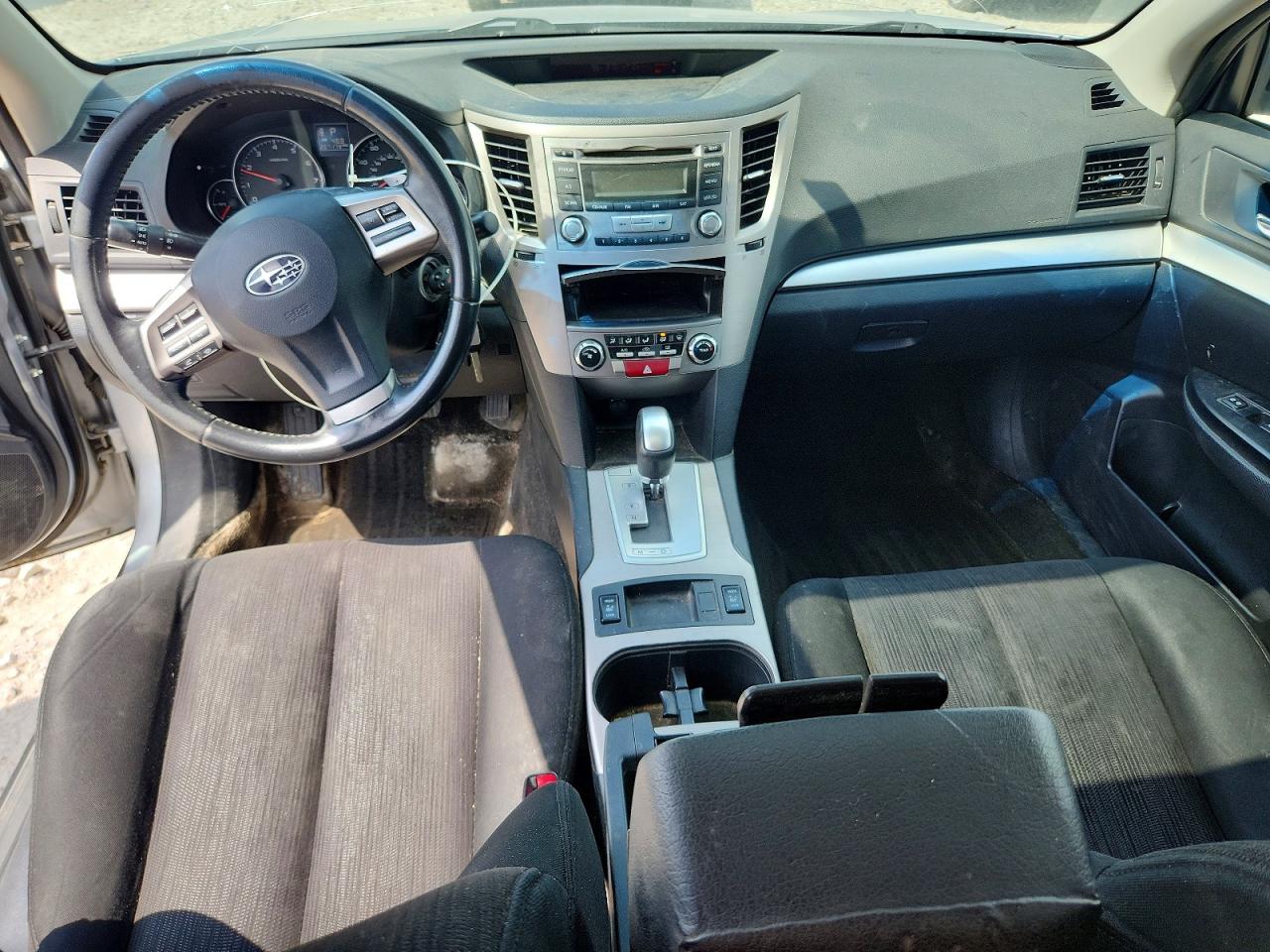 2013 Subaru Outback 2.5i Premium Silver vin: 4S4BRCGC3D3208762
