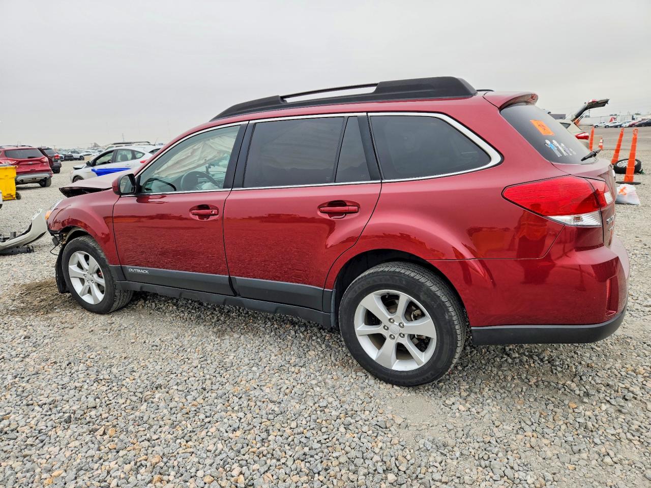 2013 Subaru Outback 2.5i Premium Red vin: 4S4BRCGC3D3271117