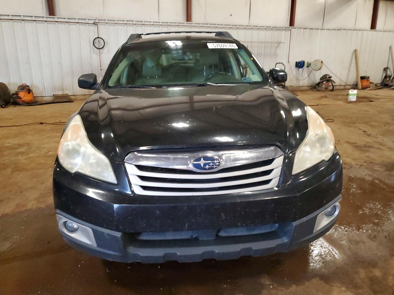 2011 Subaru Outback 2.5i Premium Black vin: 4S4BRCGC4B3335548