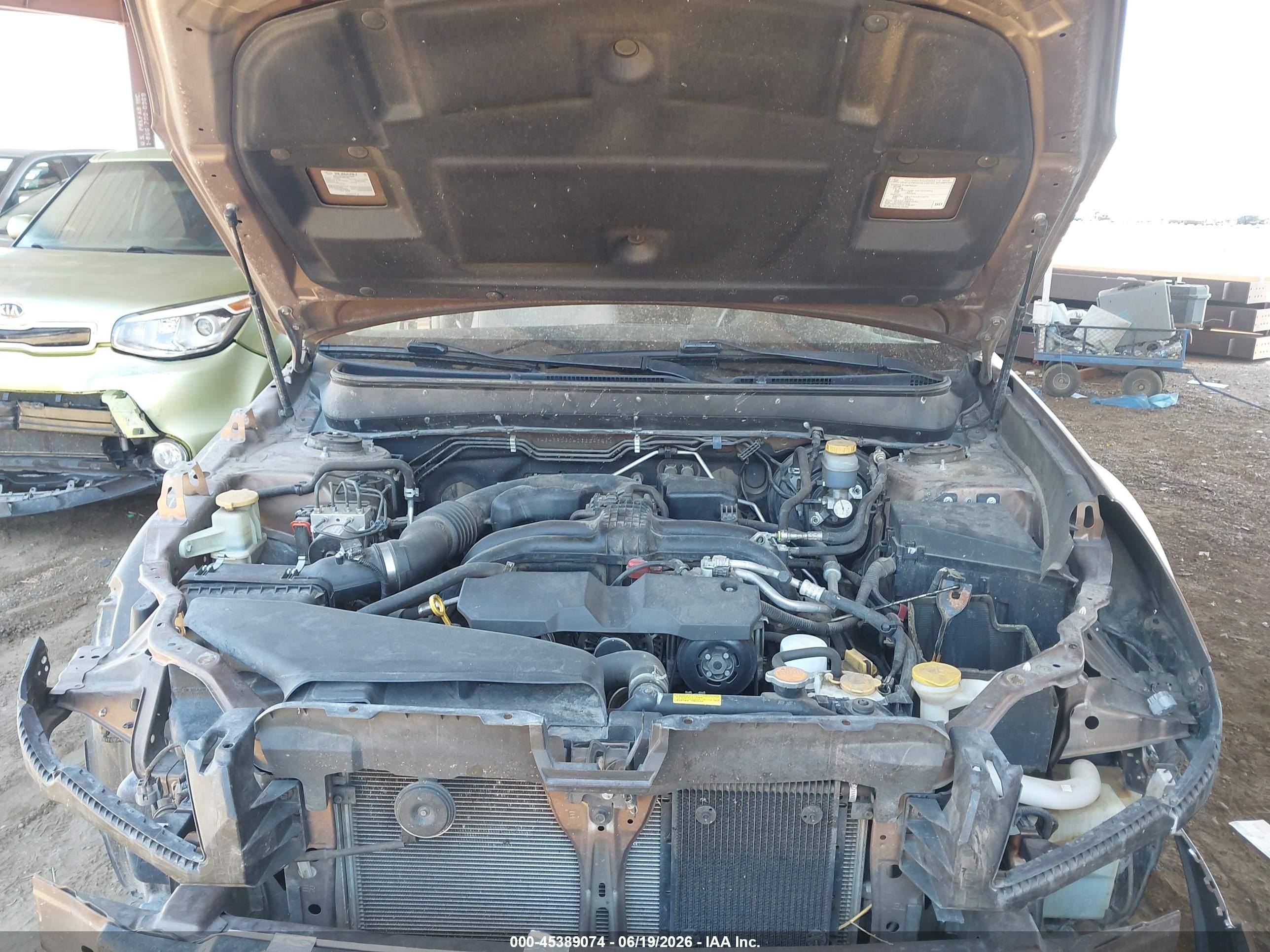 2013 Subaru Outback 2.5i Premium Золотой vin: 4S4BRCGC4D3224596