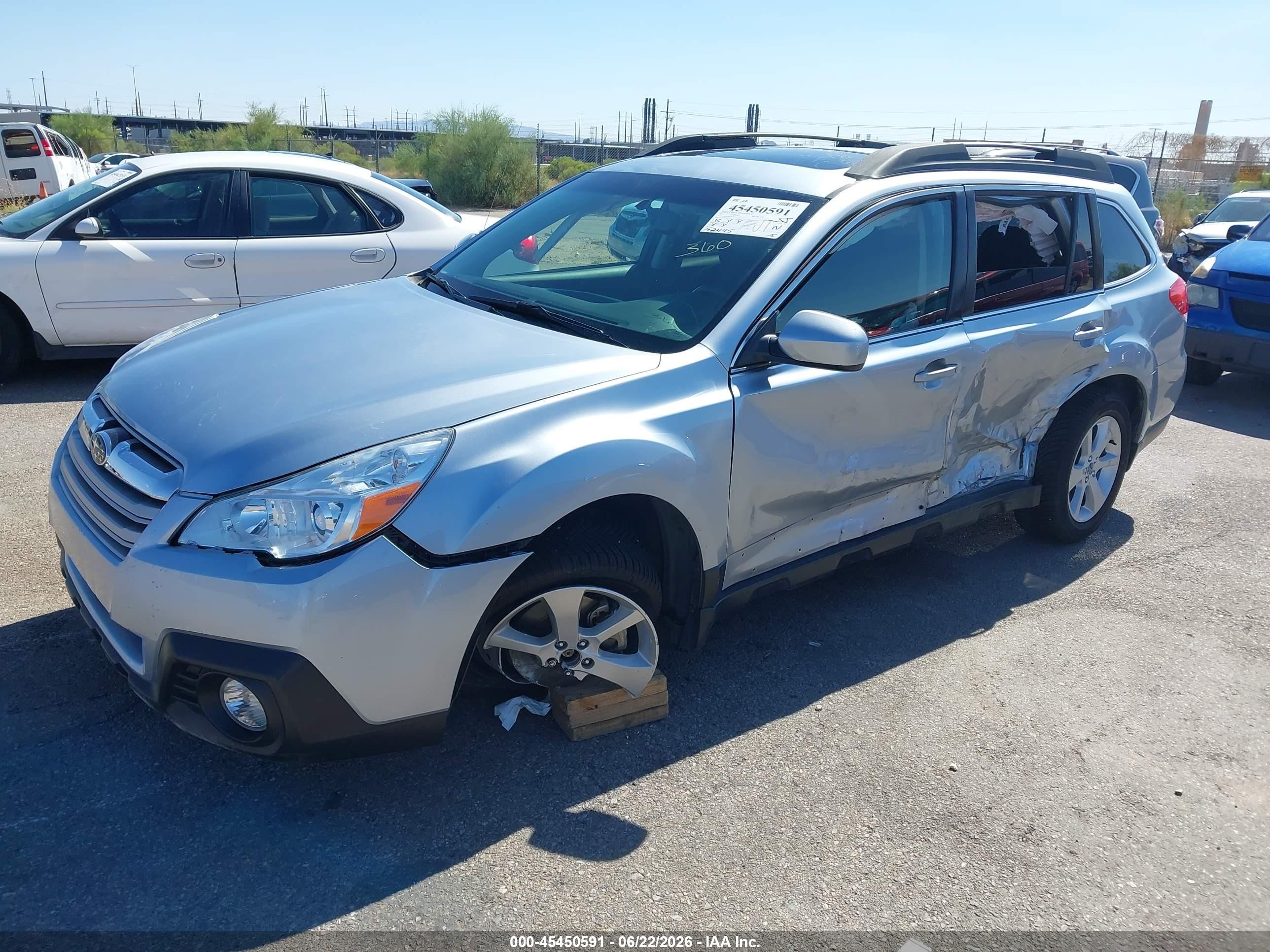 2013 Subaru Outback 2.5i Premium Silver vin: 4S4BRCGC5D3310600