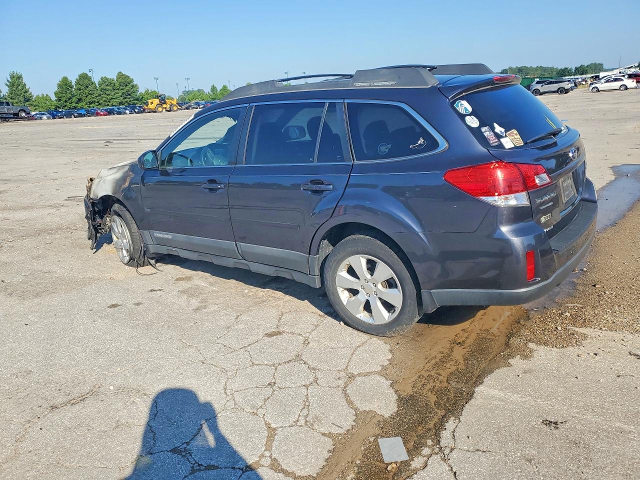 2011 Subaru Outback 2.5i Premium Gray vin: 4S4BRCGC6B3323739