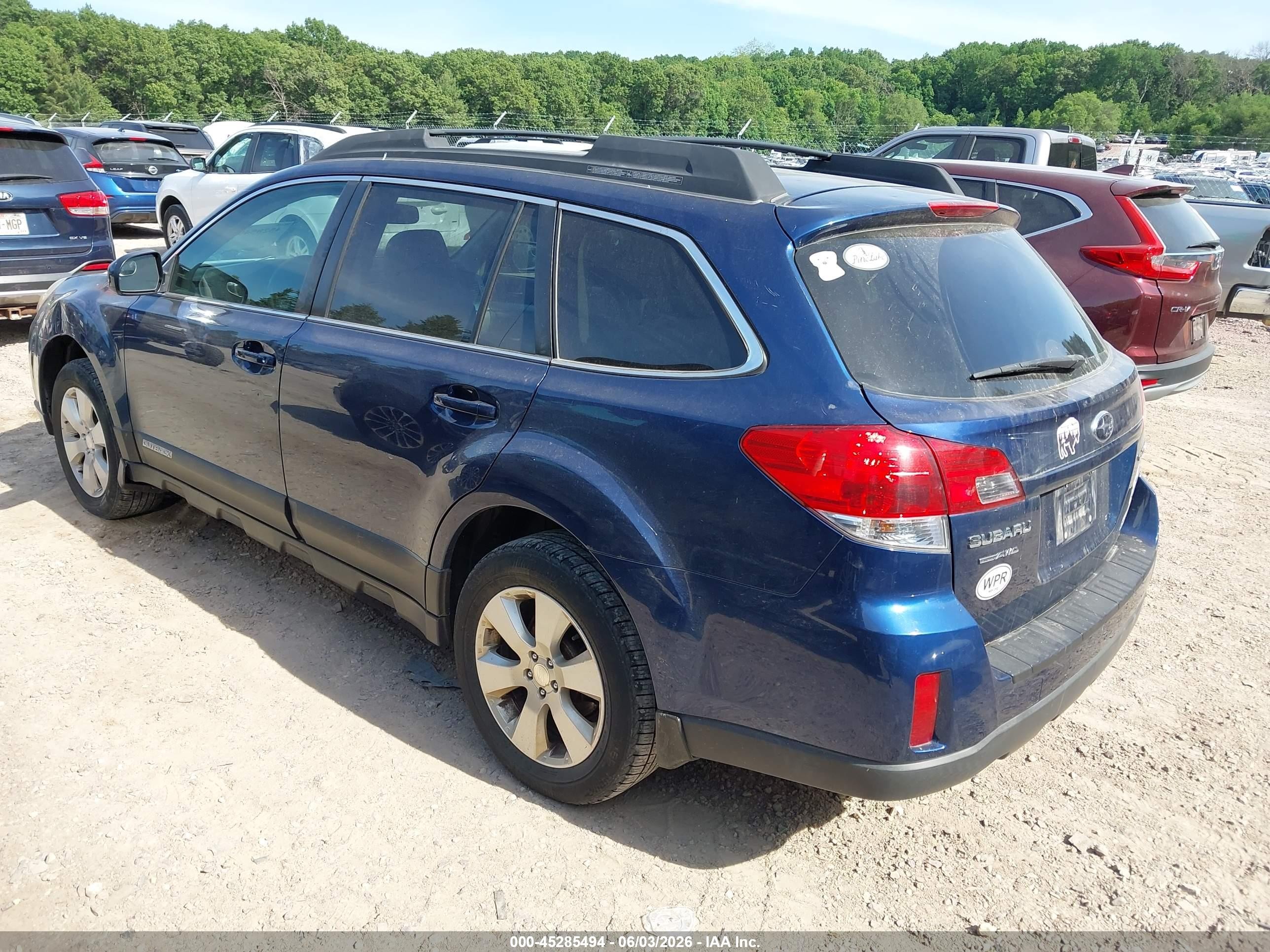 2011 Subaru Outback 2.5i Premium Blue vin: 4S4BRCGC6B3327421
