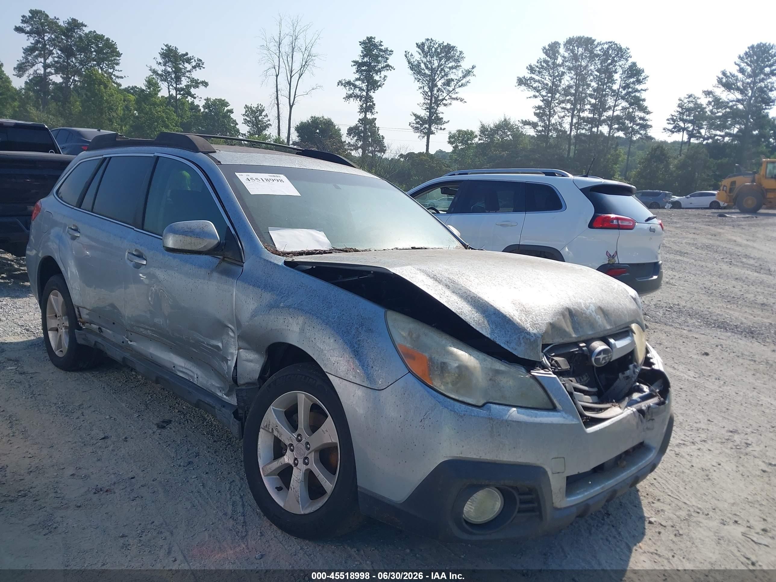 2013 Subaru Outback 2.5i Premium Silver vin: 4S4BRCGC6D3299929