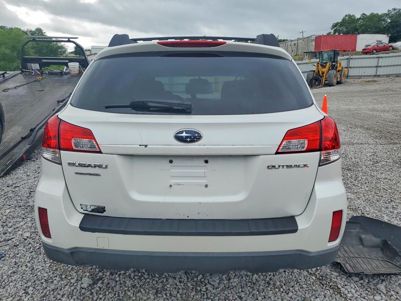 2010 Subaru Outback 2.5i Premium White vin: 4S4BRCGC7A3344386