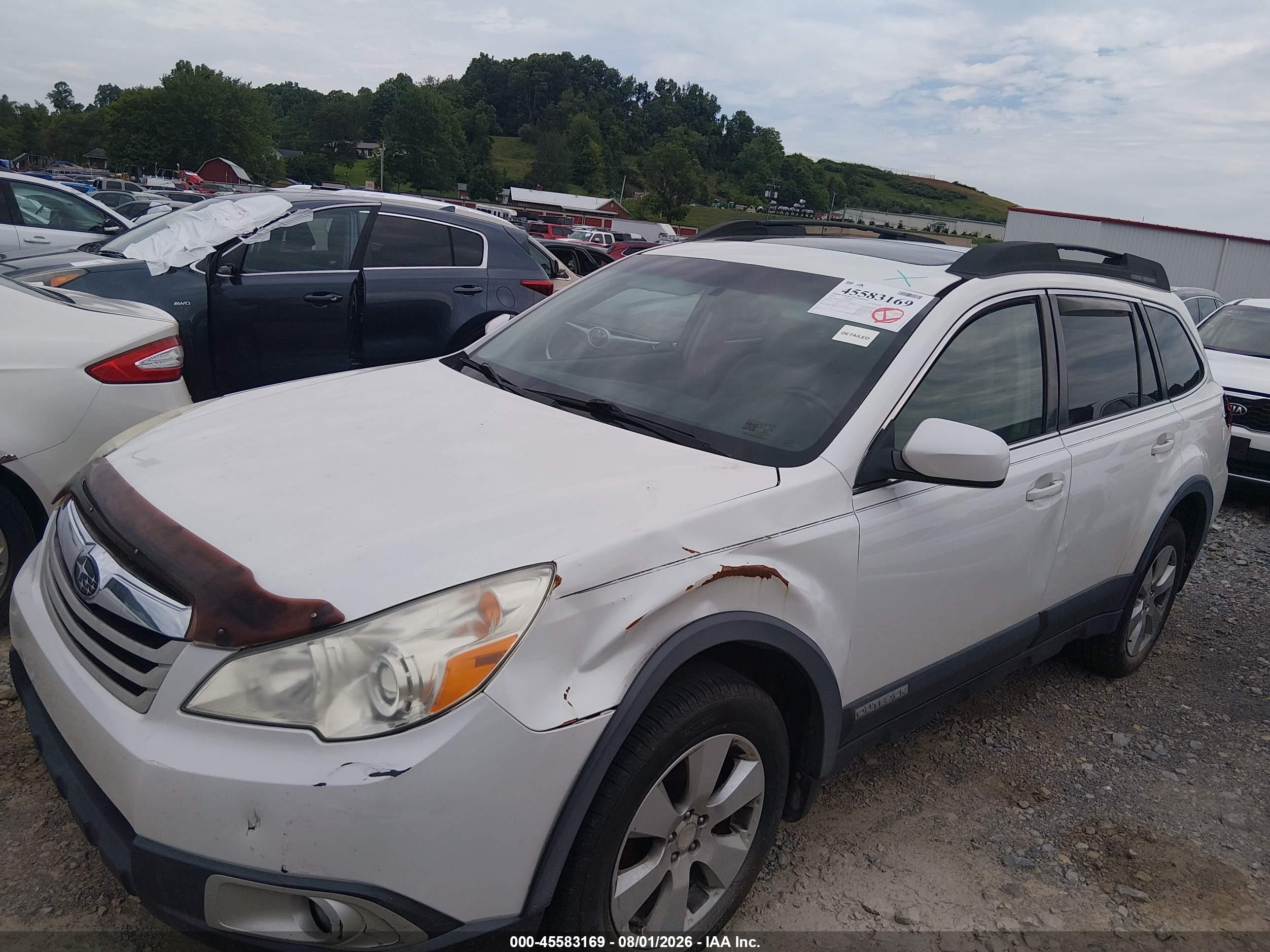 2011 Subaru Outback 2.5i Premium White vin: 4S4BRCGC7B3374618