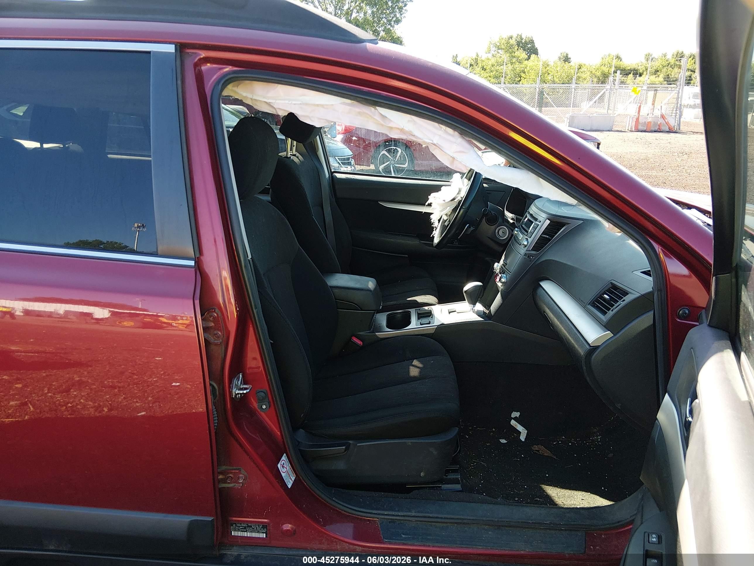 2013 Subaru Outback 2.5i Premium Red vin: 4S4BRCGC7D3262114