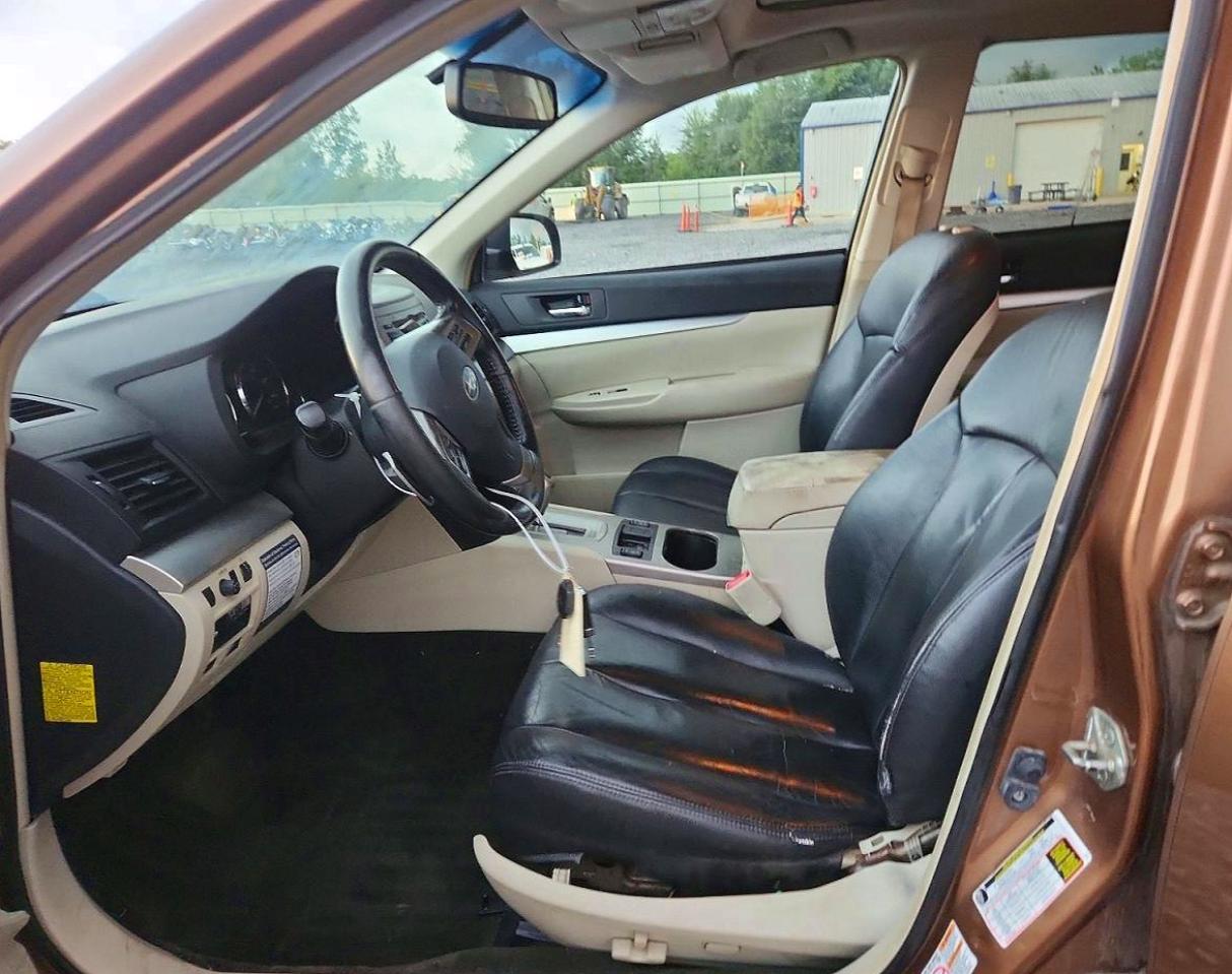 2012 Subaru Outback 2.5i Premium Brown vin: 4S4BRCGC8C3258636