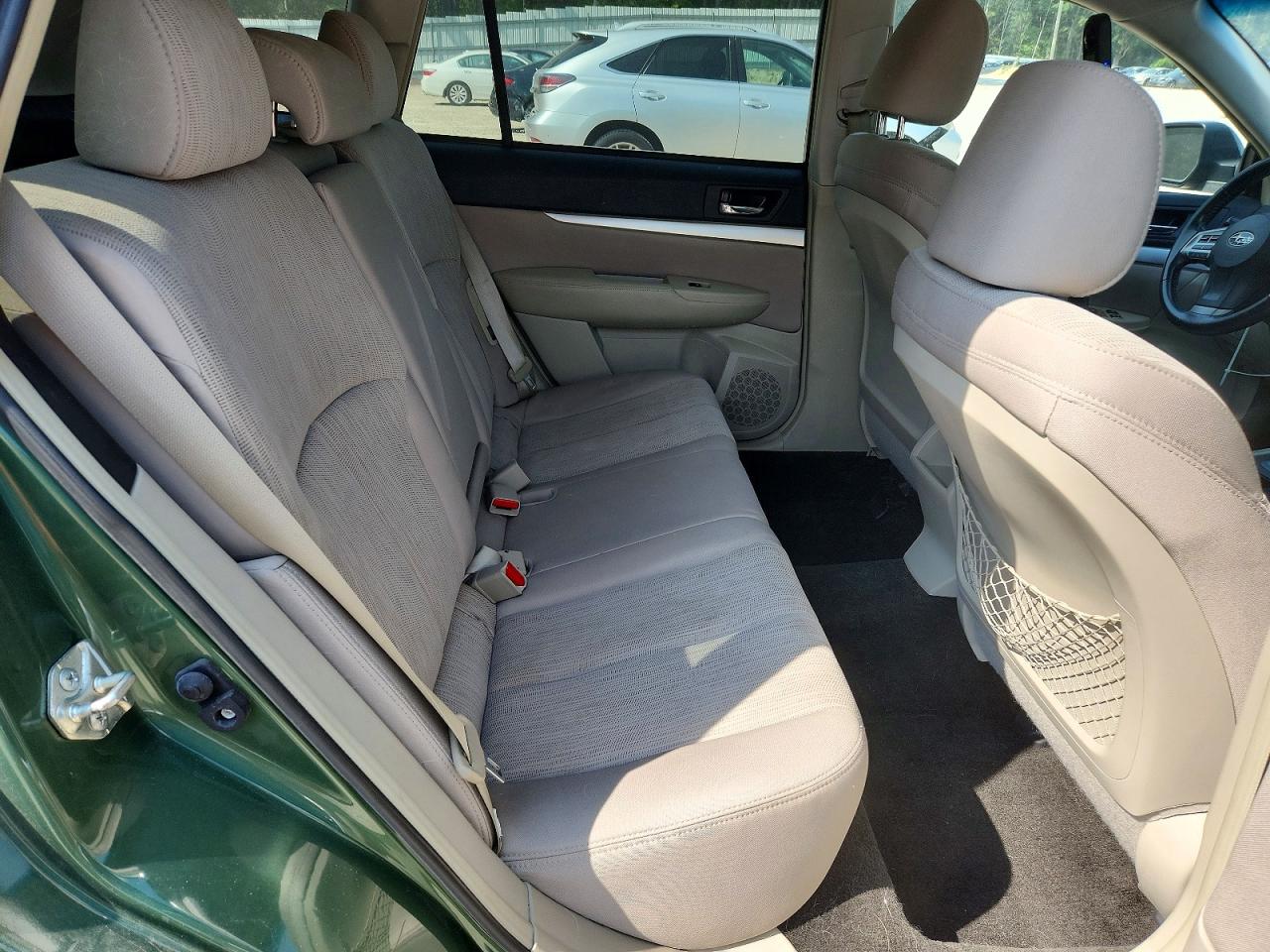 2013 Subaru Outback 2.5i Premium Green vin: 4S4BRCGC8D3317170