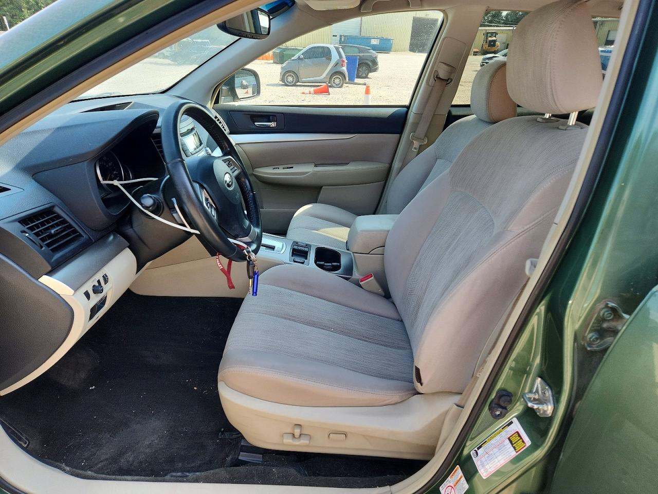 2013 Subaru Outback 2.5i Premium Green vin: 4S4BRCGC8D3317170