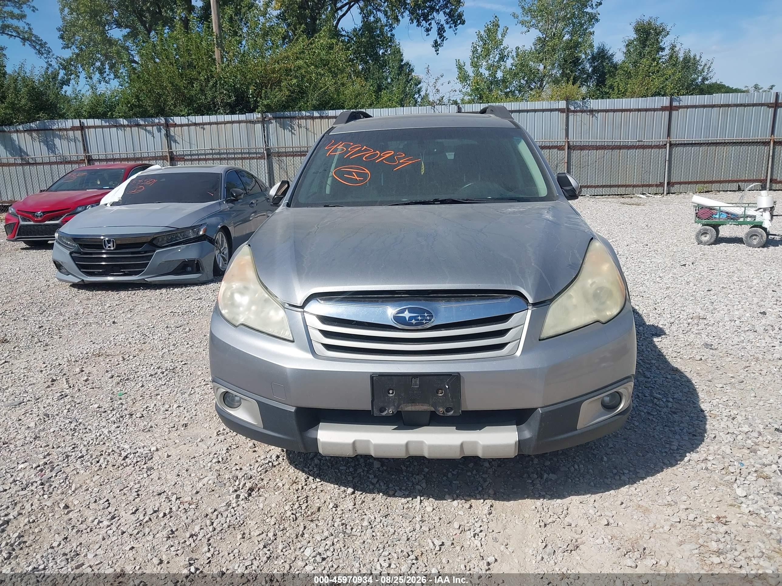 2011 Subaru Outback 2.5i Premium Gray vin: 4S4BRCGC9B3328773